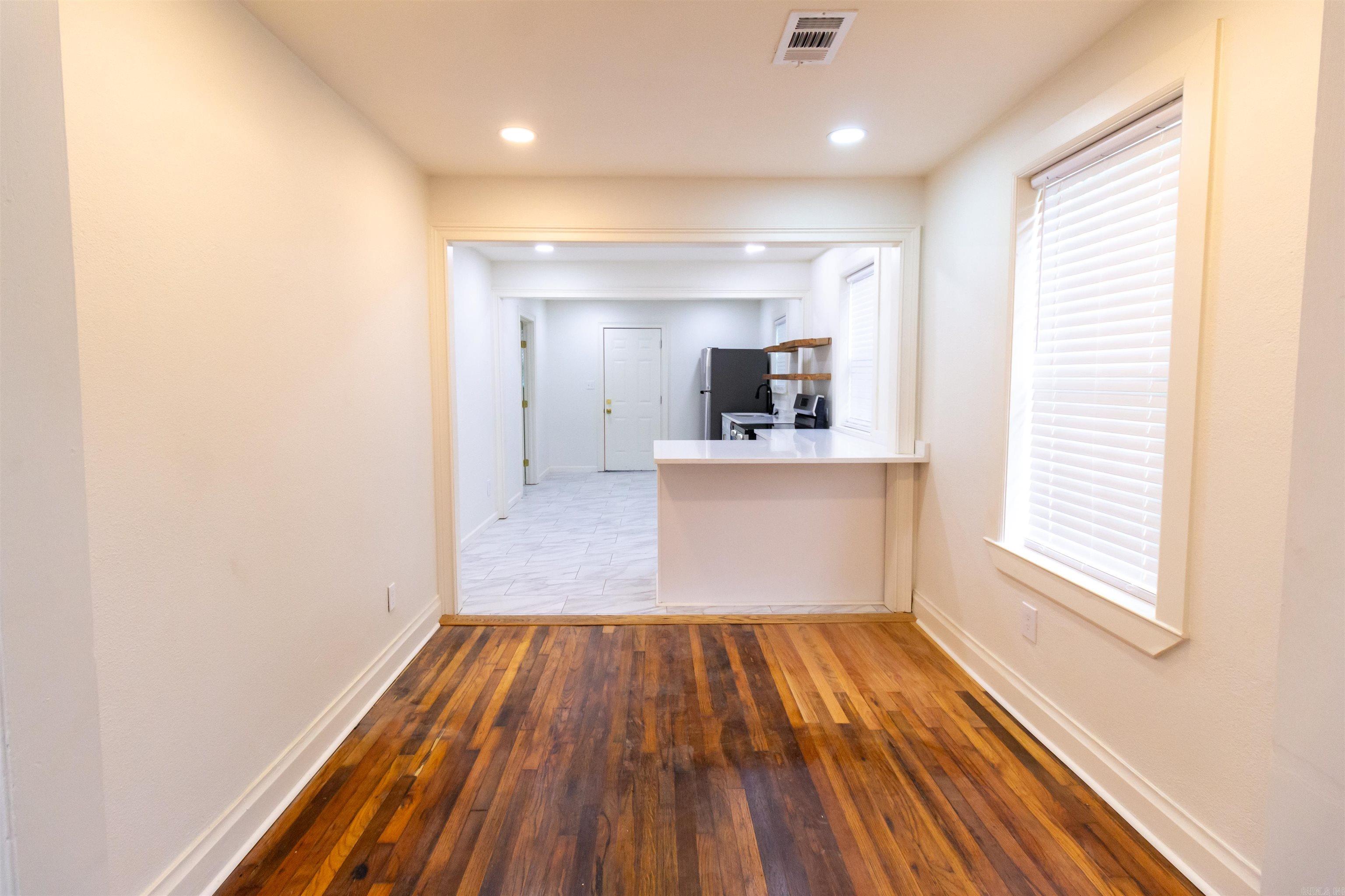 OAK GLEN - Residential