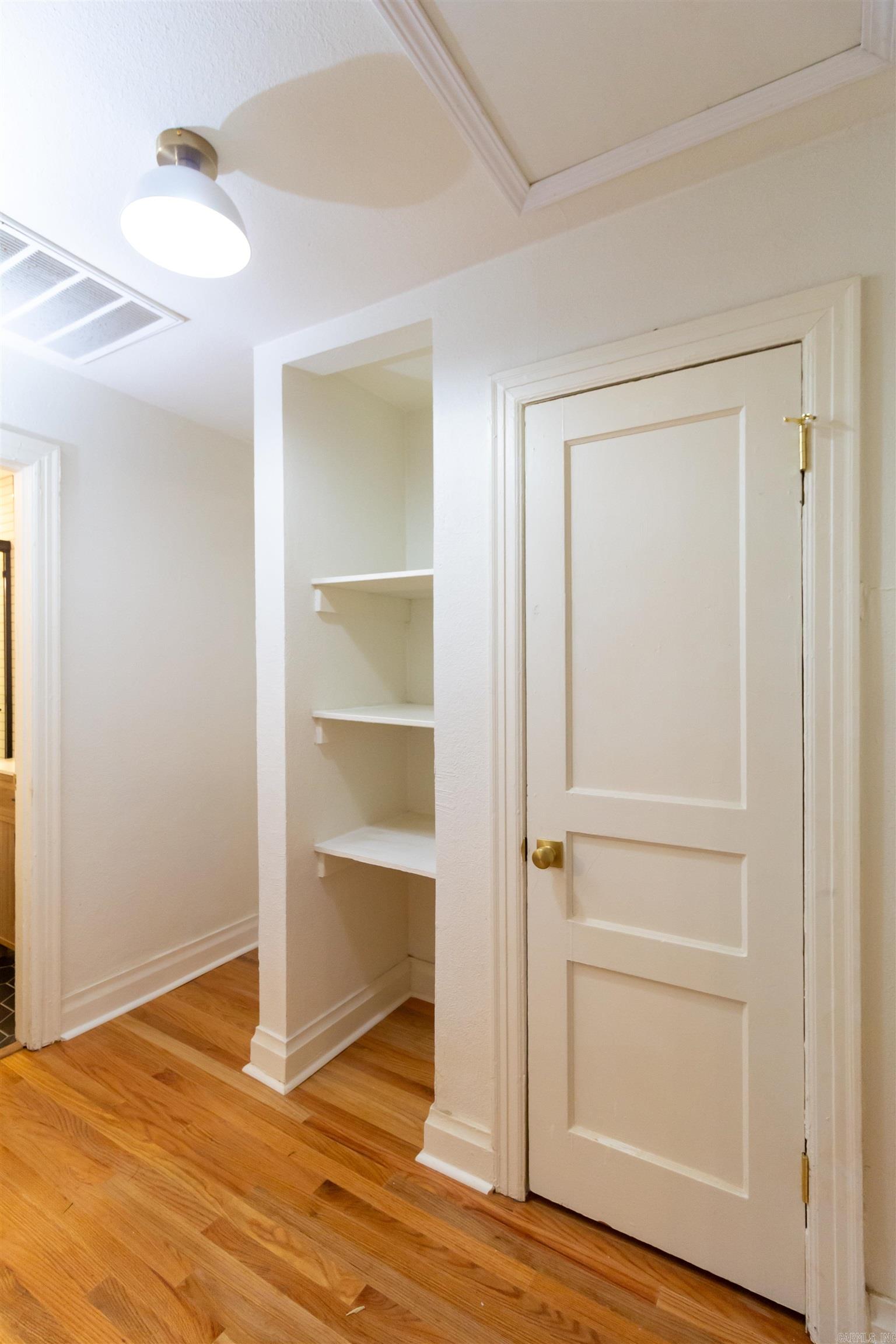 OAK GLEN - Residential