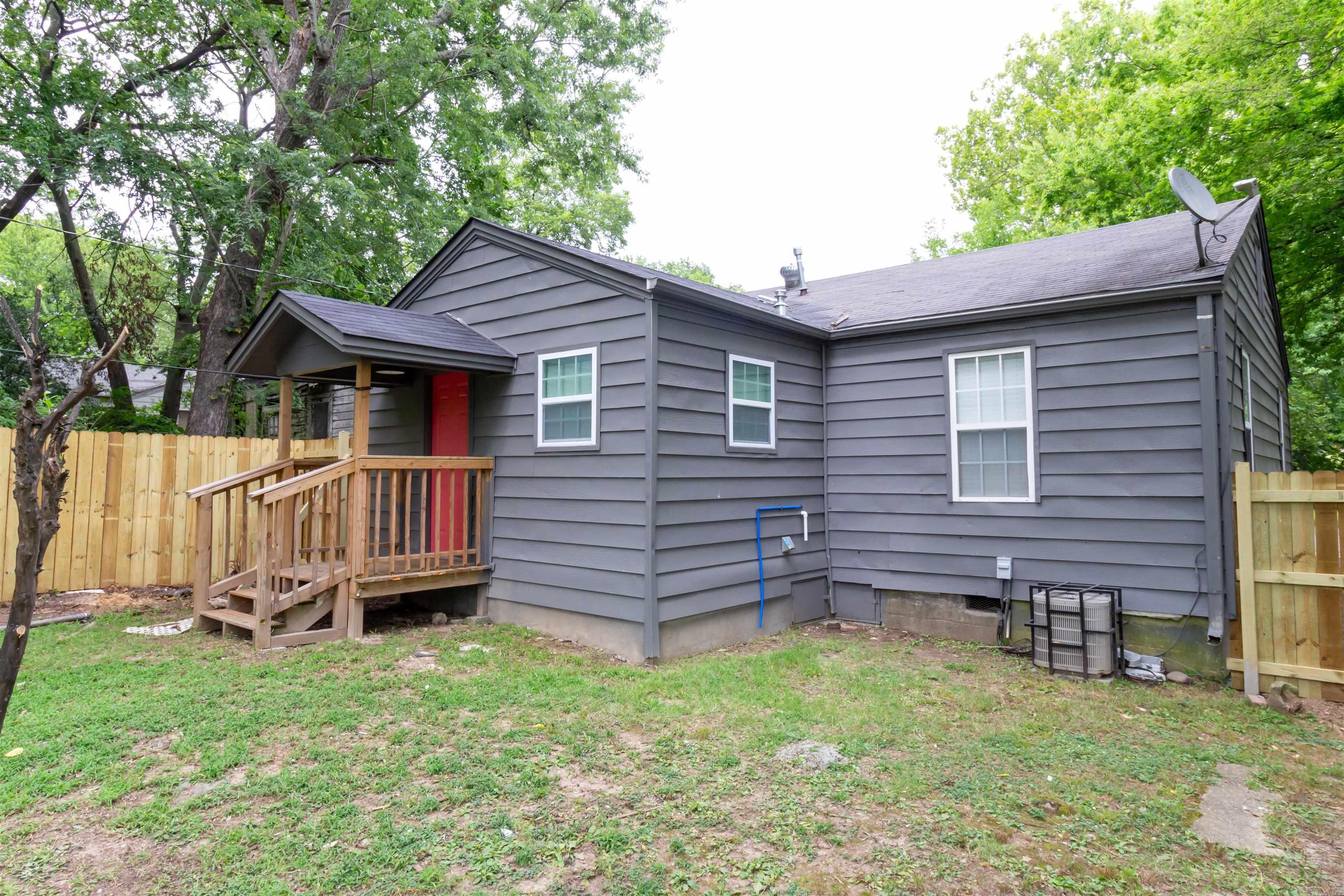 OAK GLEN - Residential