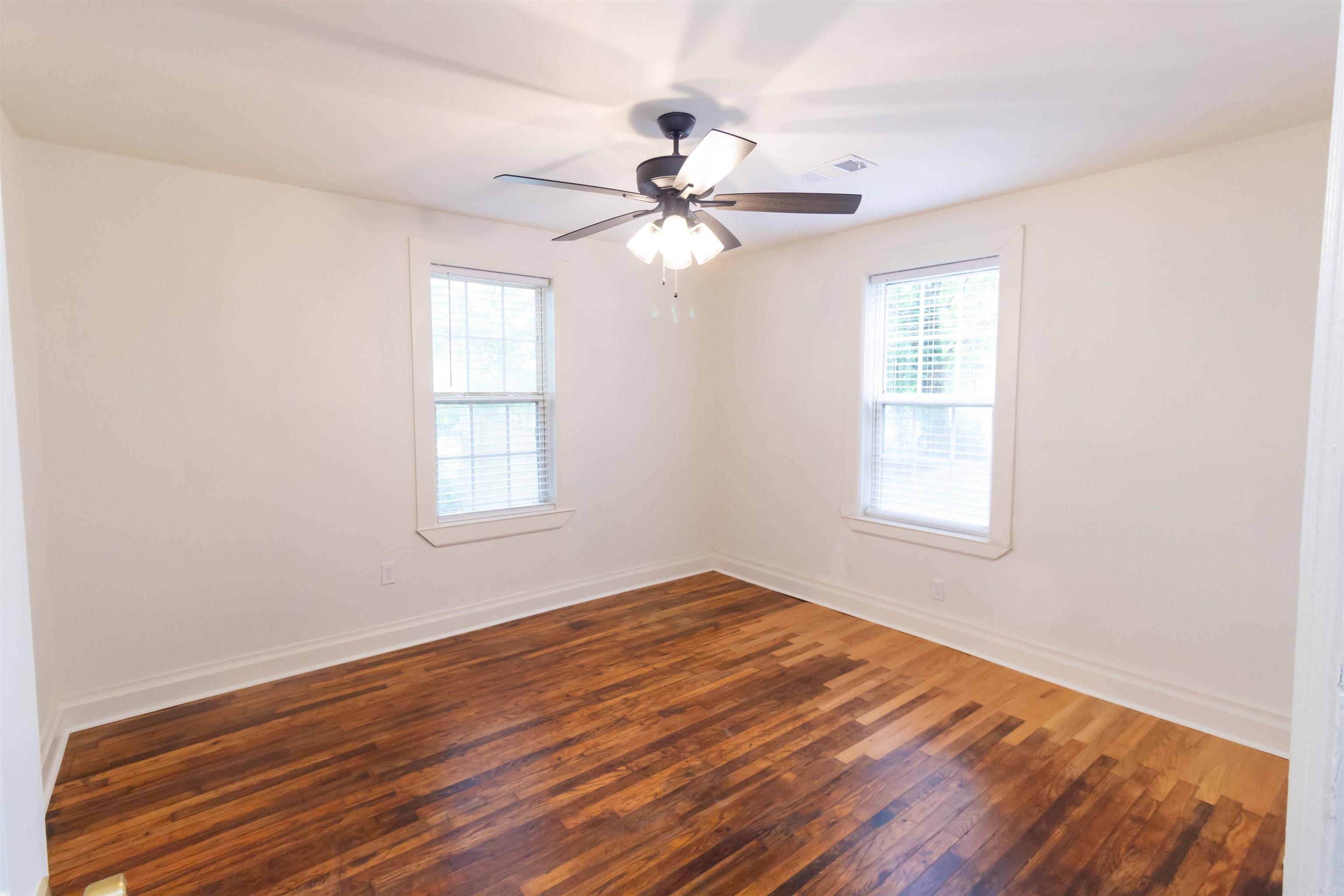 OAK GLEN - Residential