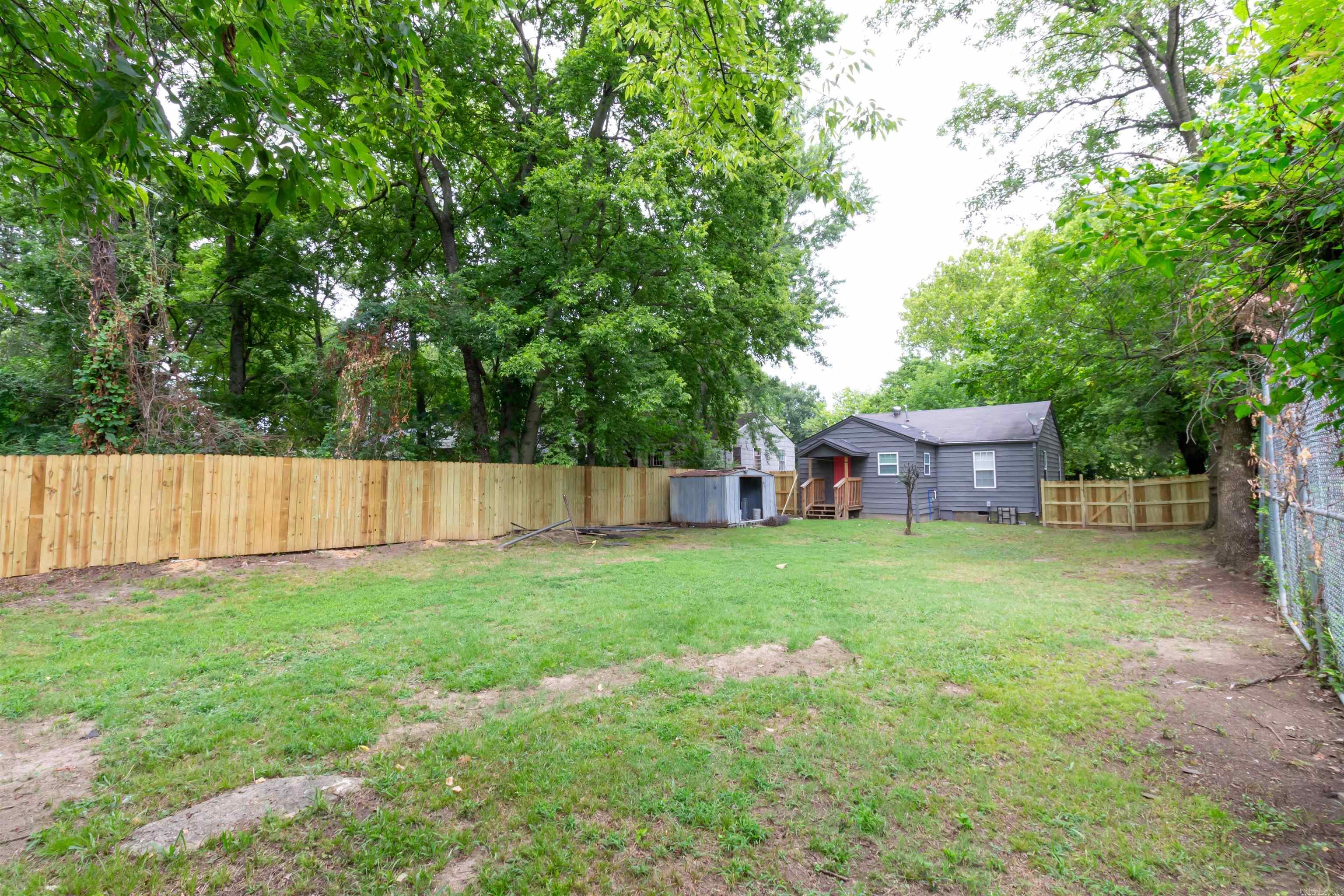 OAK GLEN - Residential