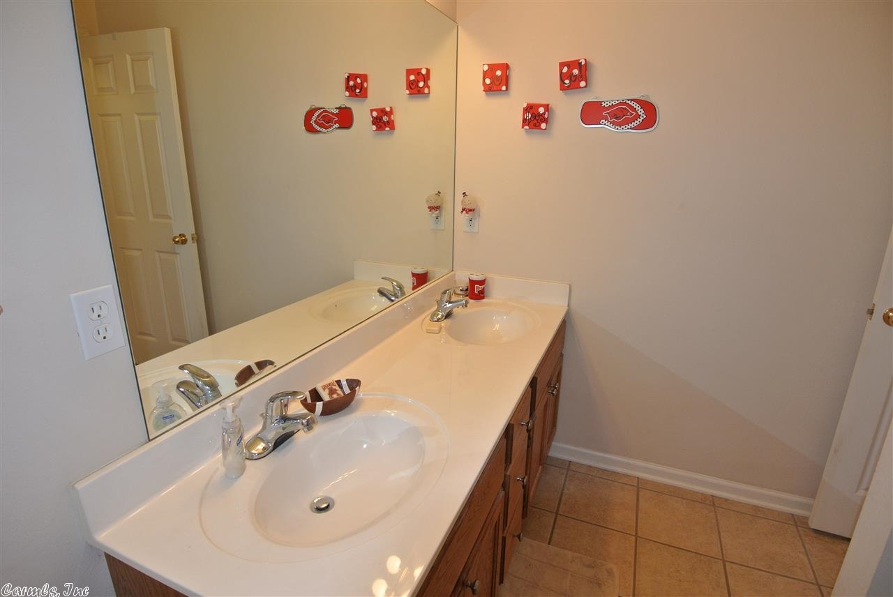 WASHINGTON RIDGE - Residential