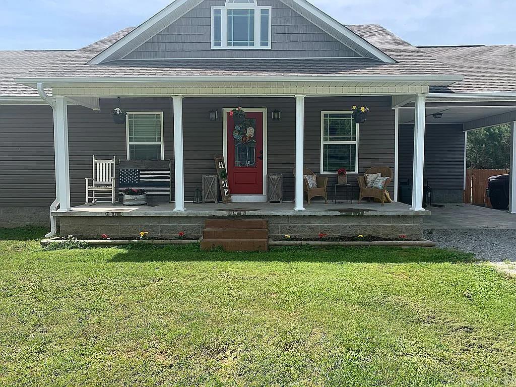 Charming 3-Bed, 2-Bath Home in Cave City! Built in 2014 and still like new, this beautifully maintained home offers modern comfort and quality craftsmanship. Featuring three spacious bedrooms, a large walk-in pantry, and a dedicated laundry room, the thoughtful layout is perfect for family living. Enjoy the expansive back deck, ideal for entertaining, along with a privacy-fenced backyard and a covered carport. A large storage building is also included for extra space. Nestled in a quiet neighborhood, this home offers the perfect balance of privacy and convenience. Located in the heart of Cave City, youāre just minutes from the high school and only 25 minutes from Batesville or Ash Flat. This move-in-ready home wonāt last longācall today to schedule your showing!