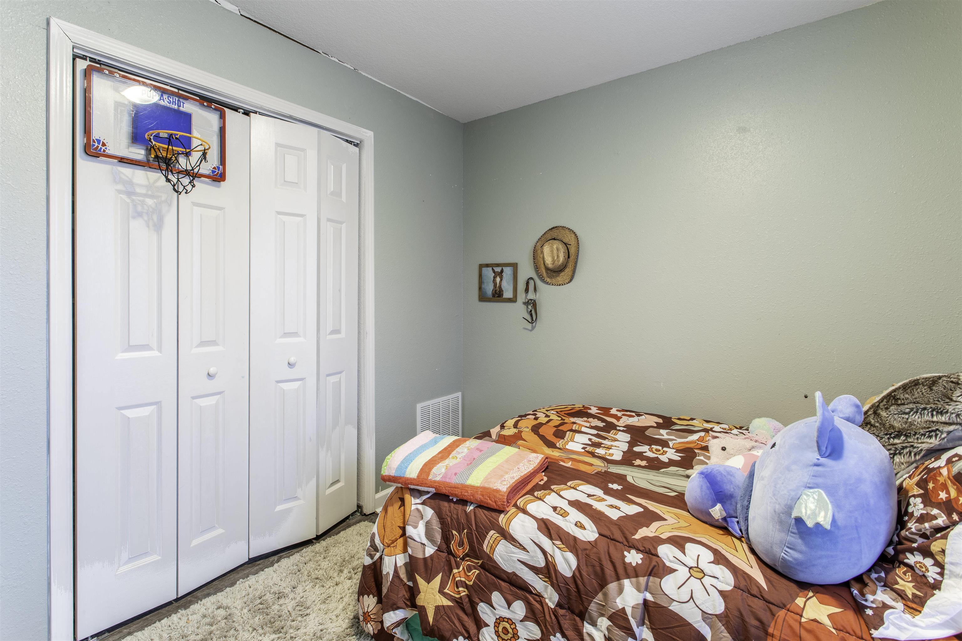 SLOAN-HENDRIX - Residential