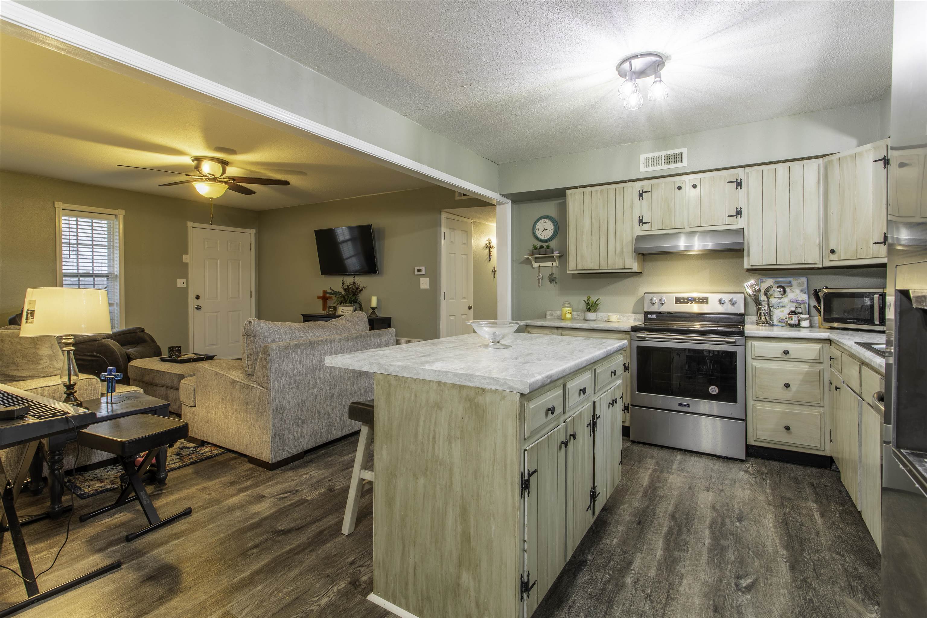 SLOAN-HENDRIX - Residential