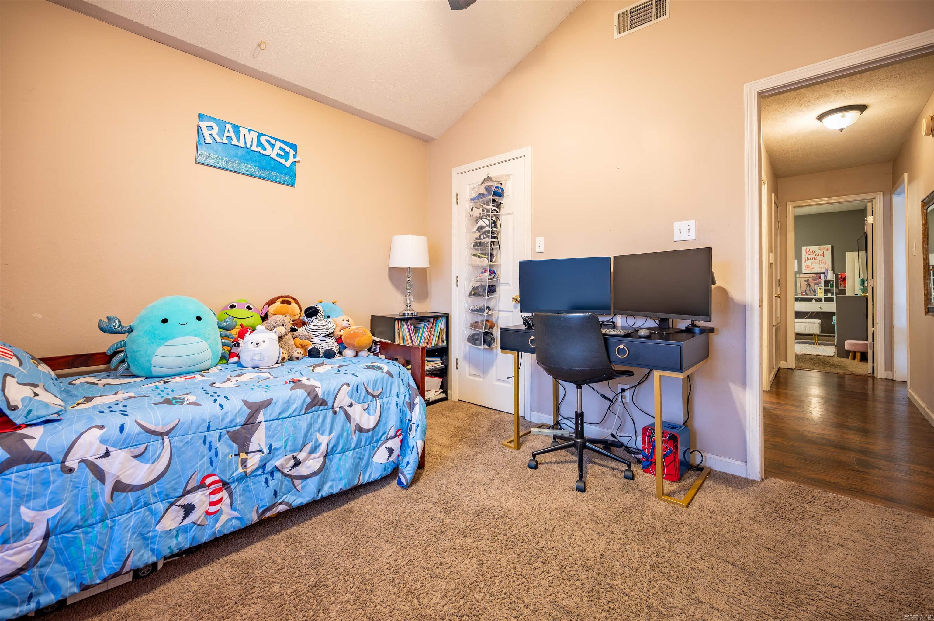 PARK HILL - Residential