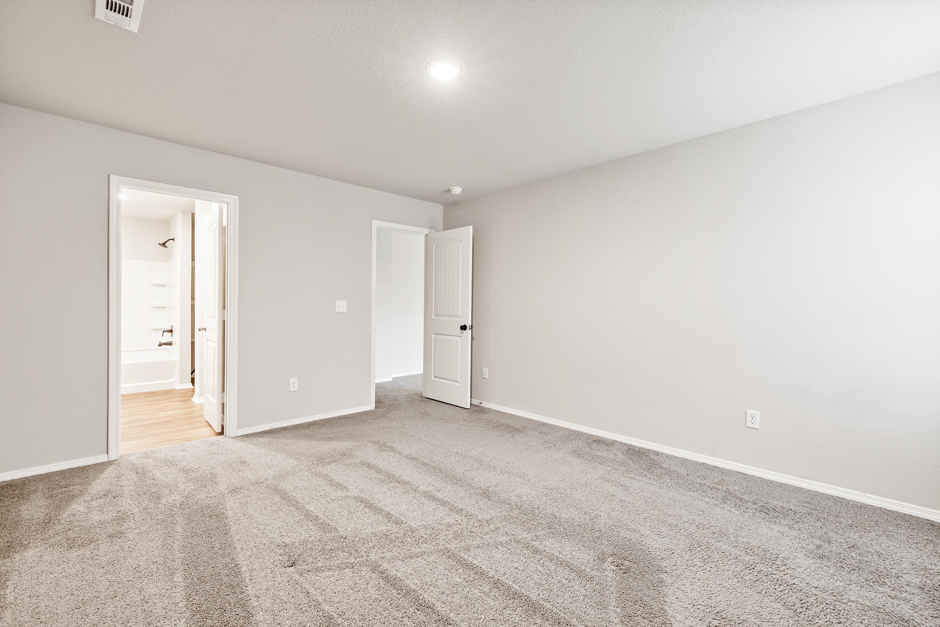 HILLDALE CROSSING - Residential