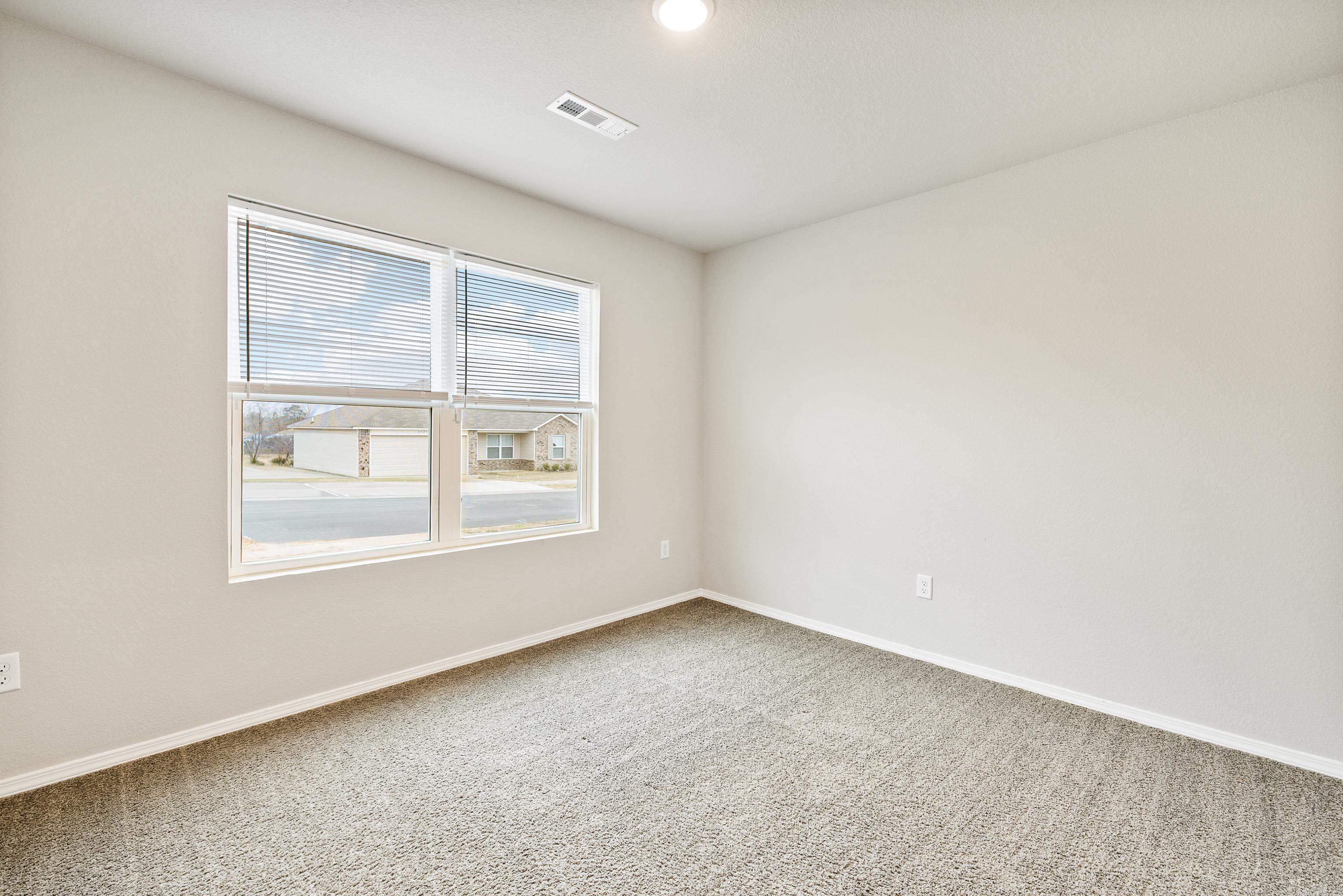 HILLDALE CROSSING - Residential