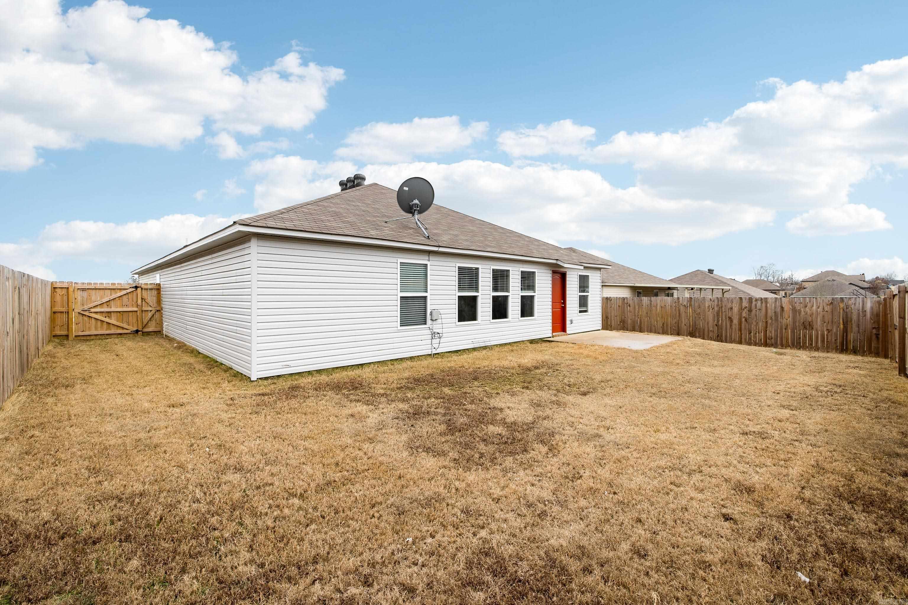 HILLDALE CROSSING - Residential