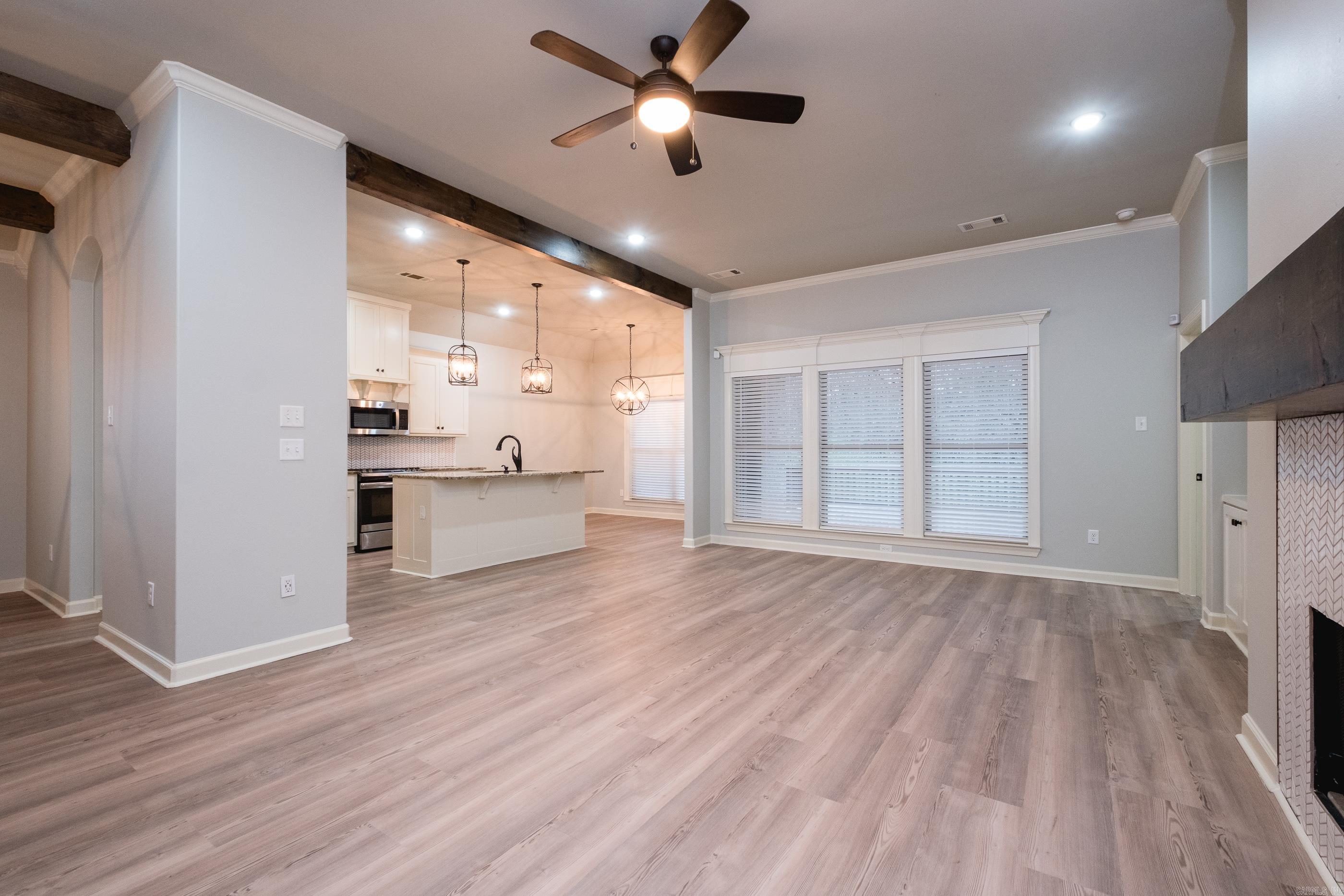 BASE MEADOWS ADDN - Residential