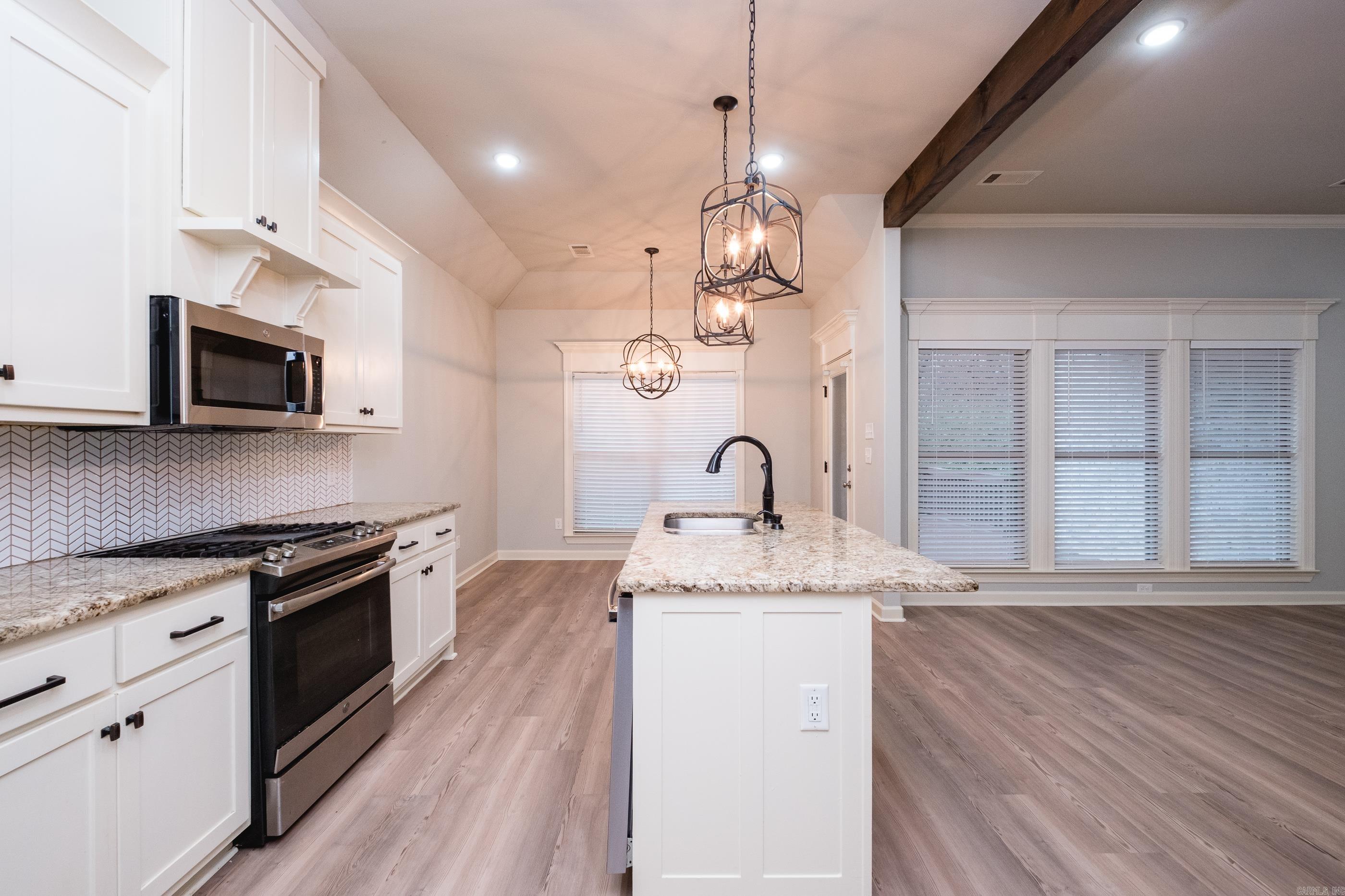 BASE MEADOWS ADDN - Residential