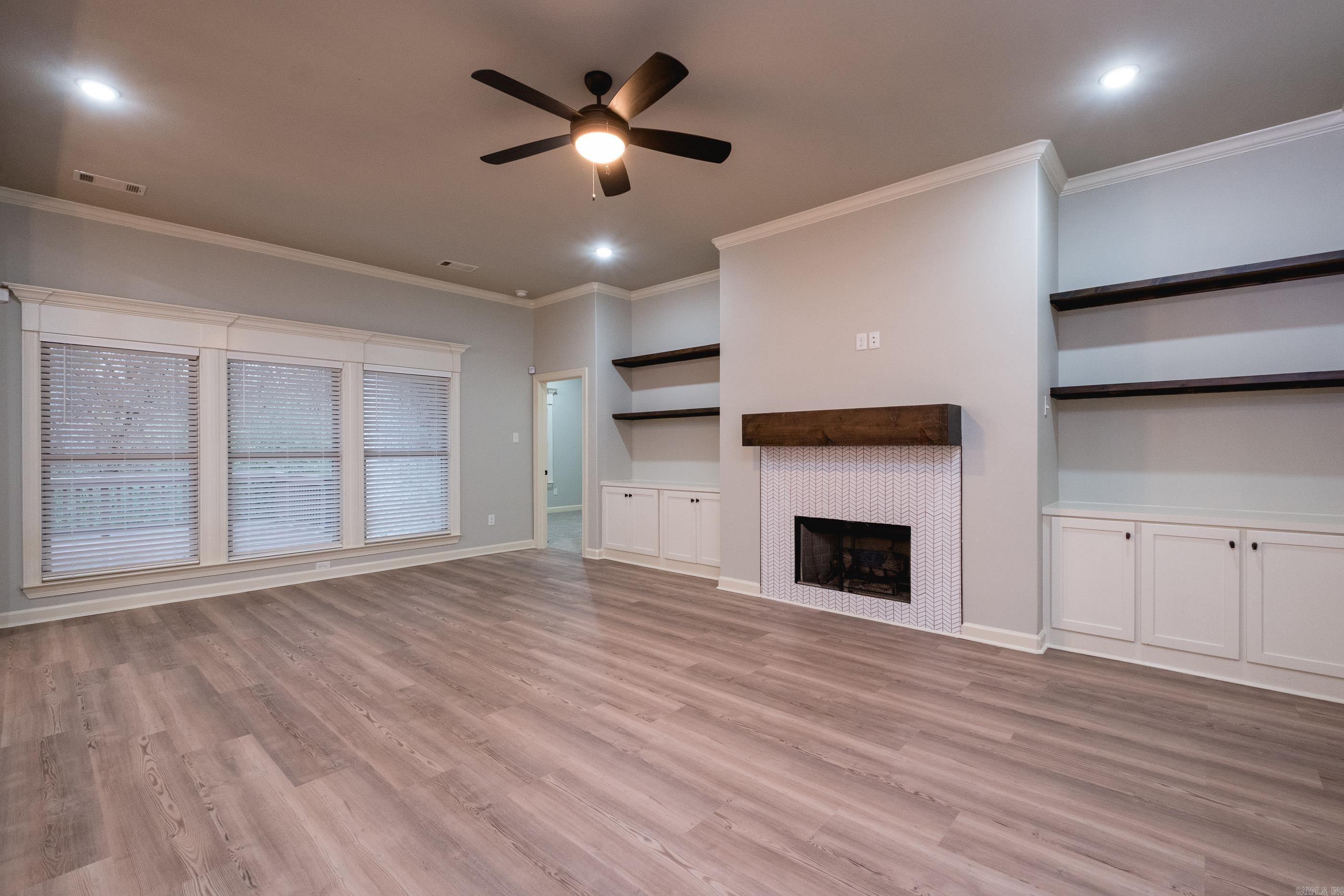 BASE MEADOWS ADDN - Residential