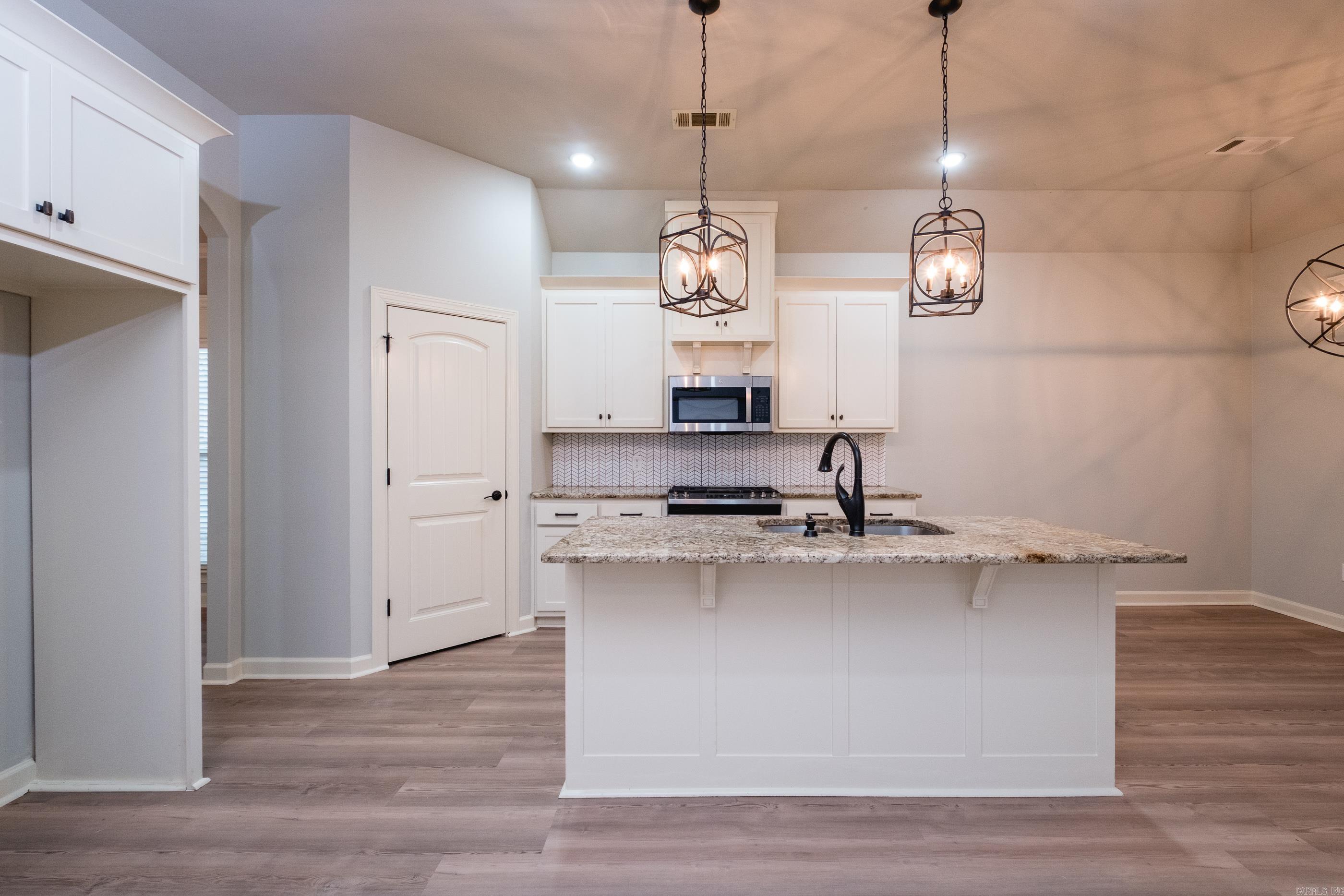 BASE MEADOWS ADDN - Residential