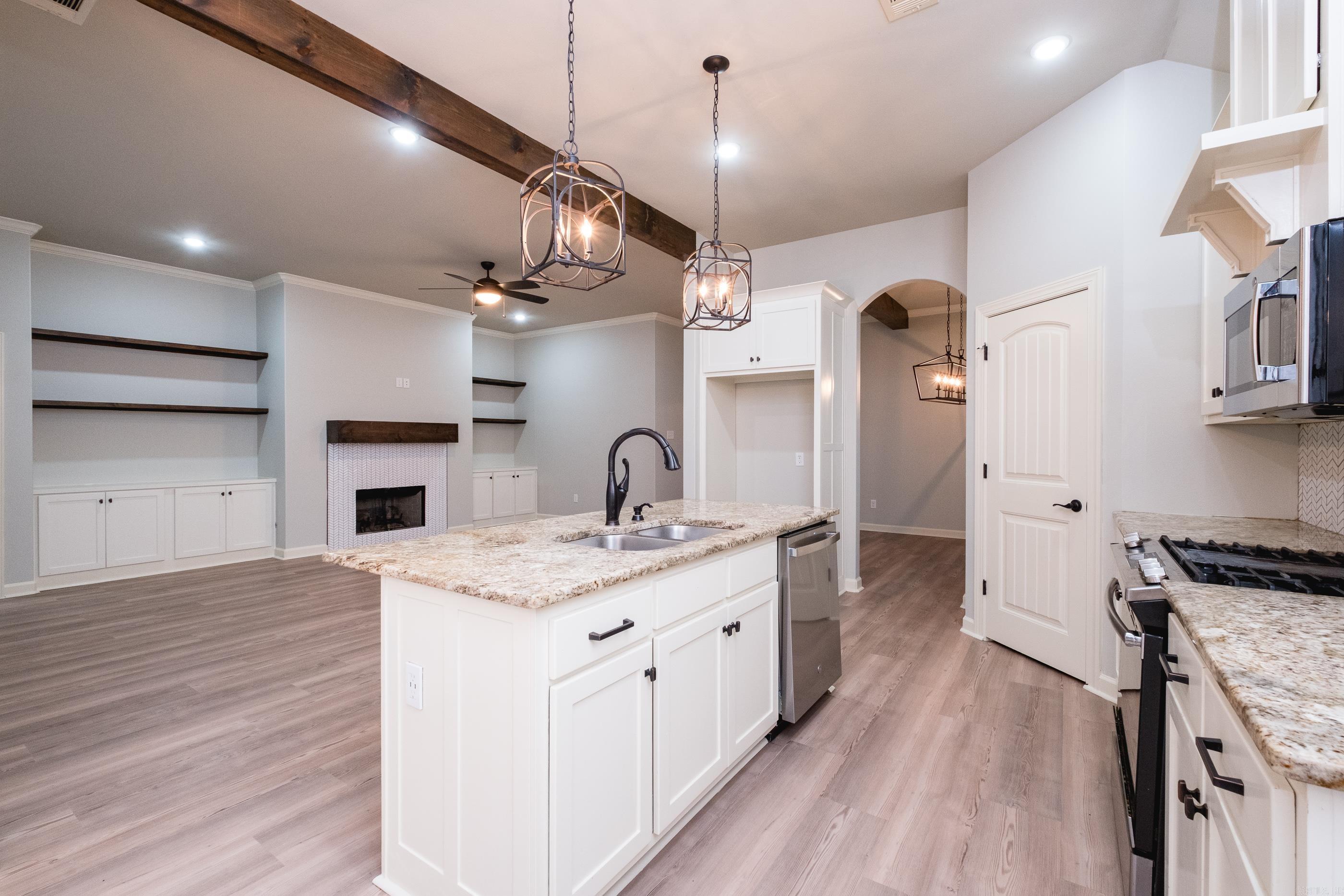 BASE MEADOWS ADDN - Residential