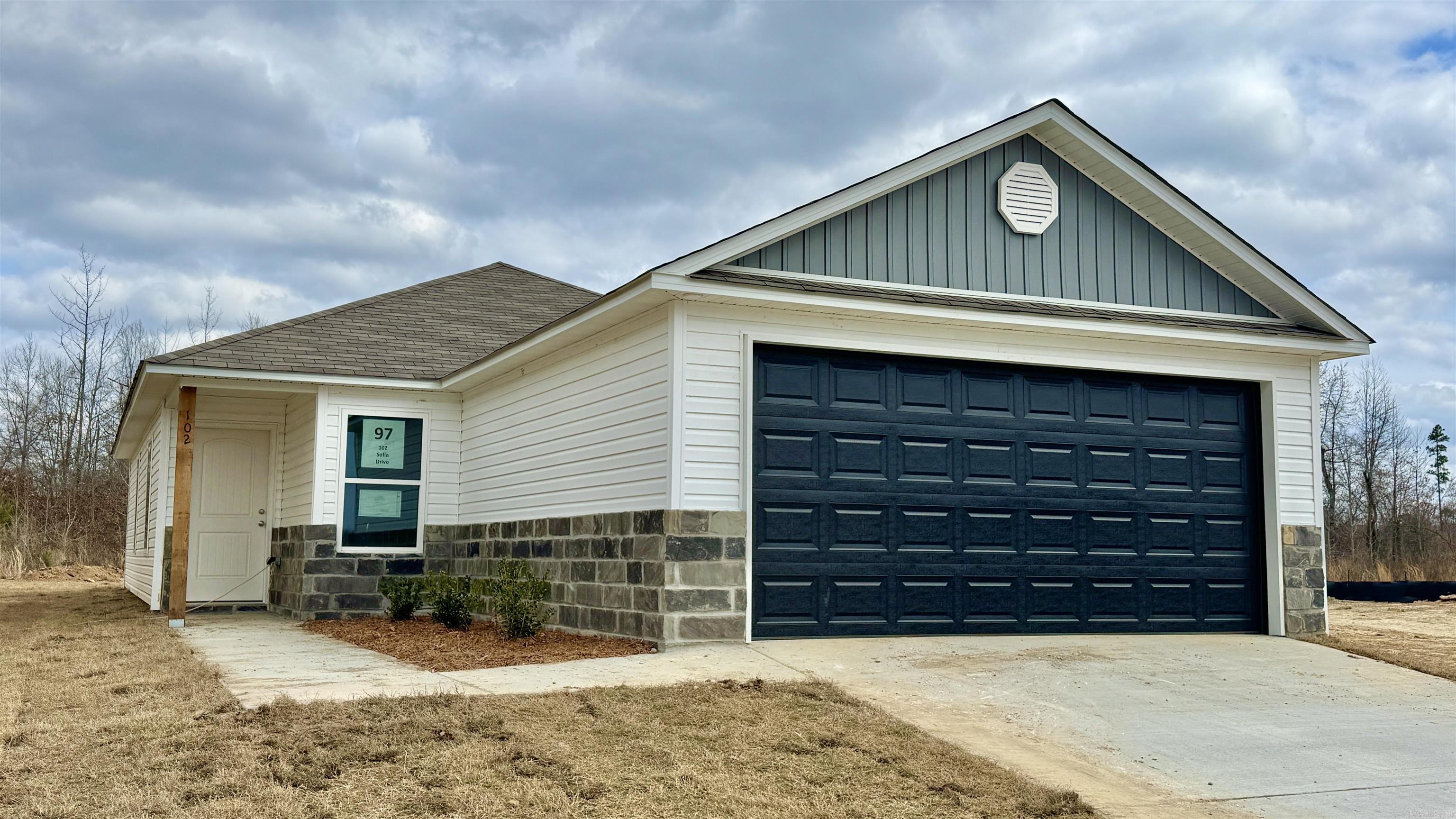 CYPRESS BEND AT WHITE OAK CROSSI - Residential