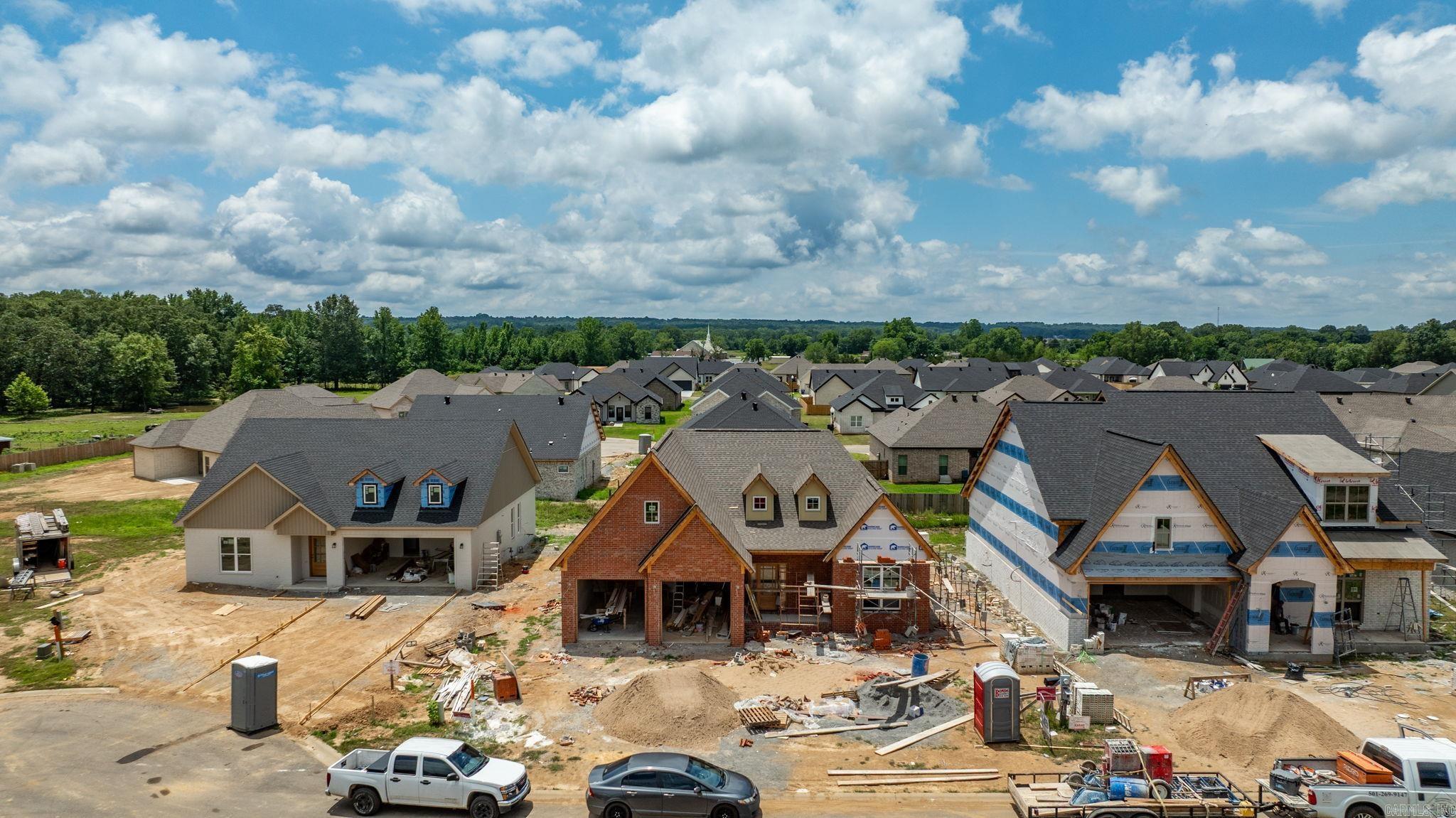 EAST MEADOW - Residential