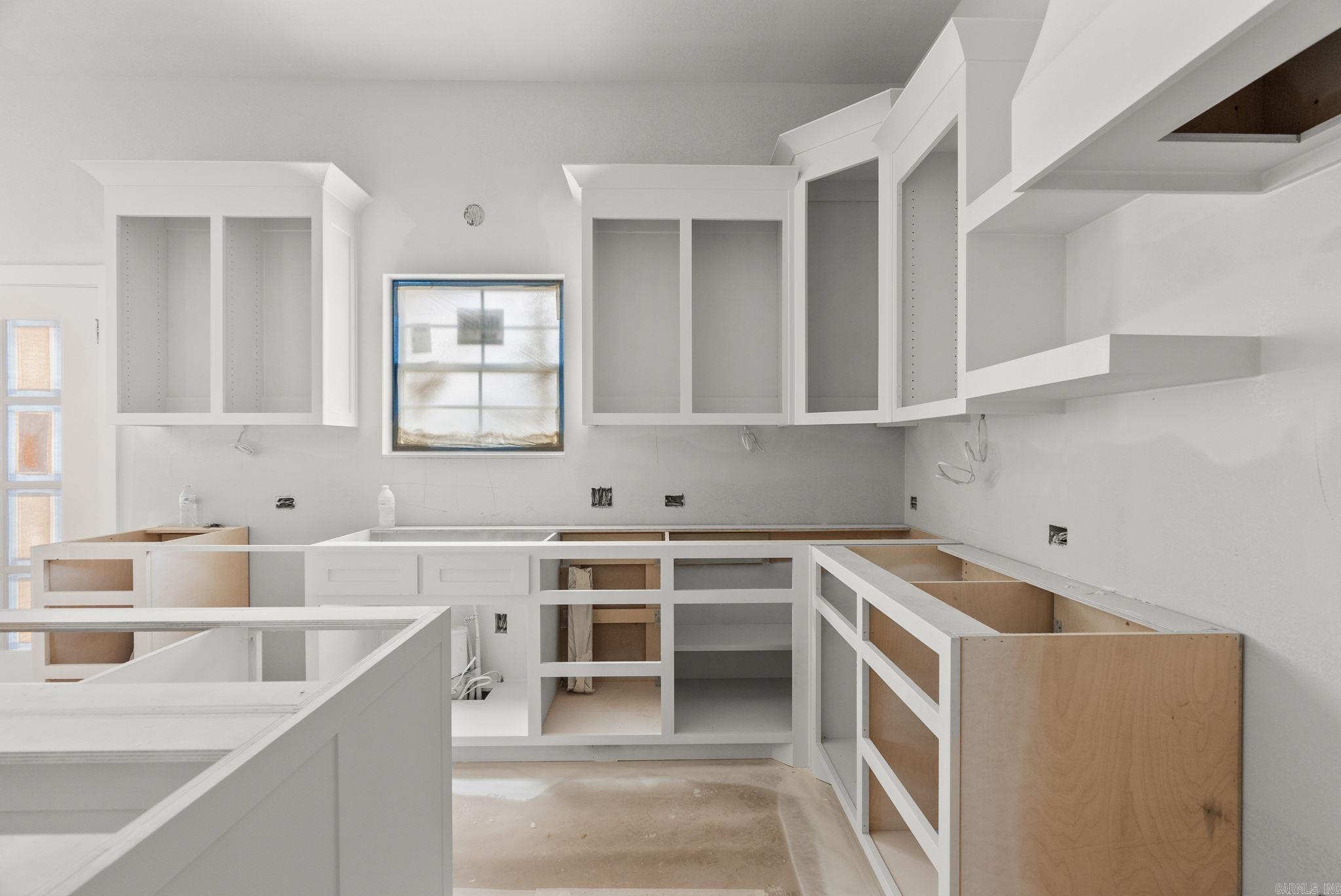 EAST MEADOW - Residential