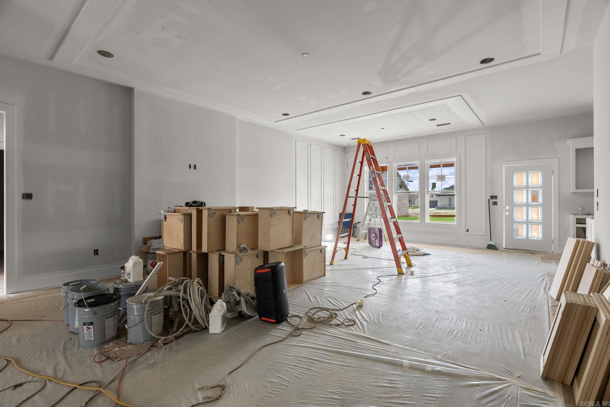 EAST MEADOW - Residential