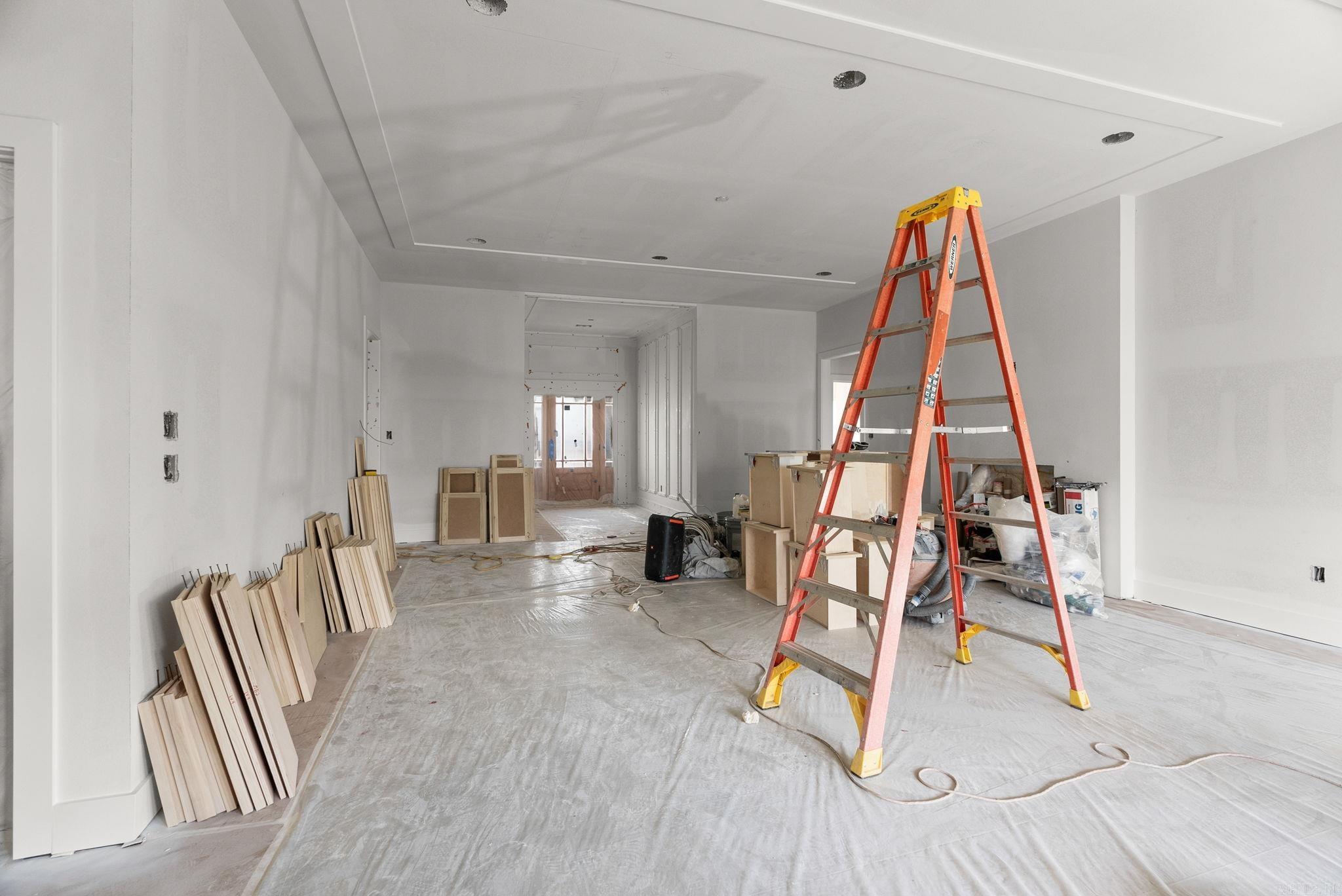 EAST MEADOW - Residential