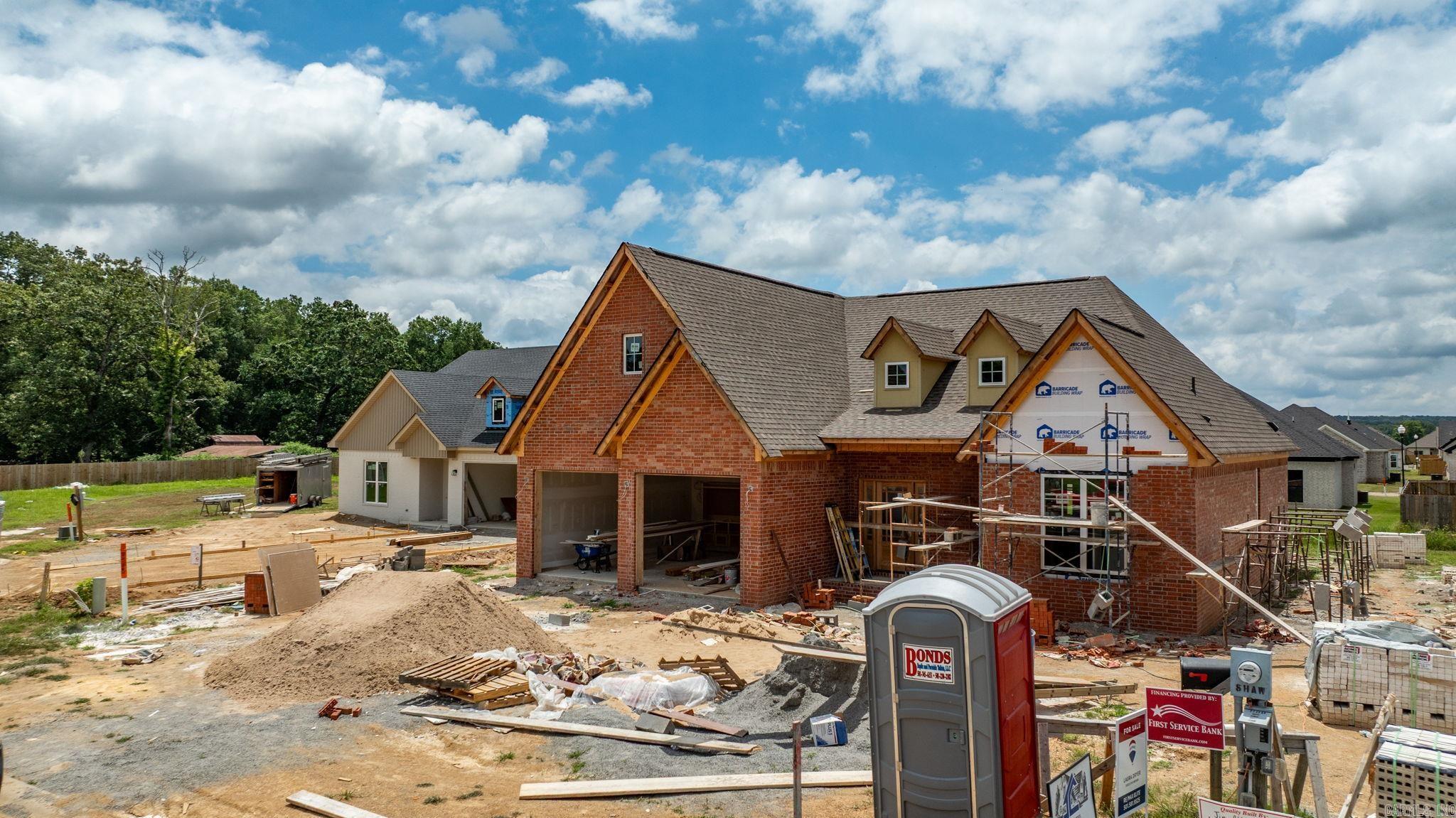 EAST MEADOW - Residential