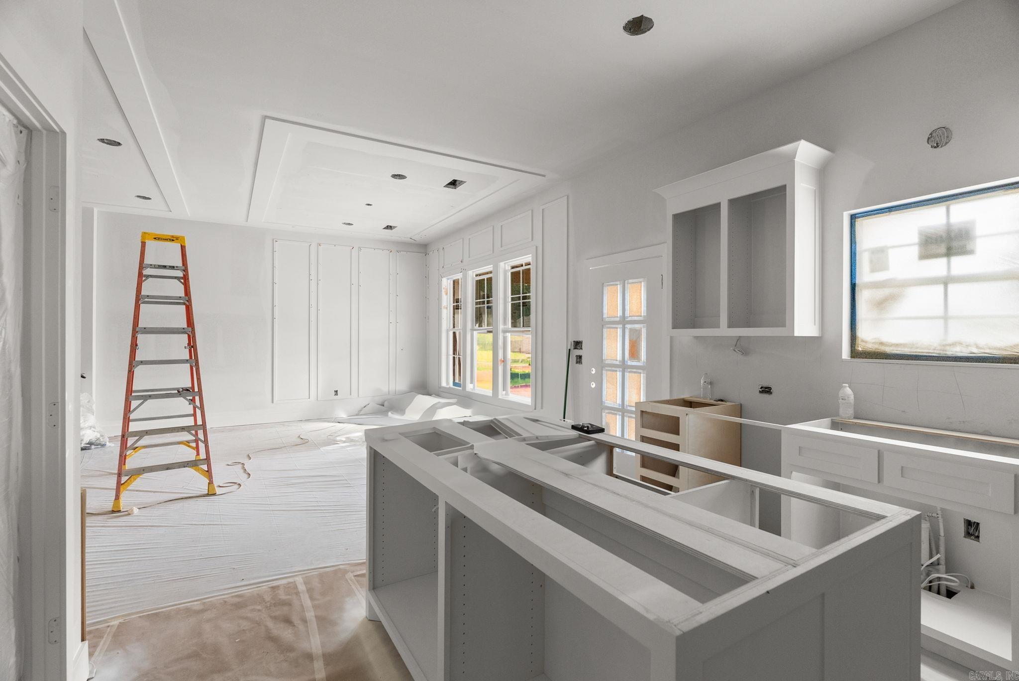 EAST MEADOW - Residential