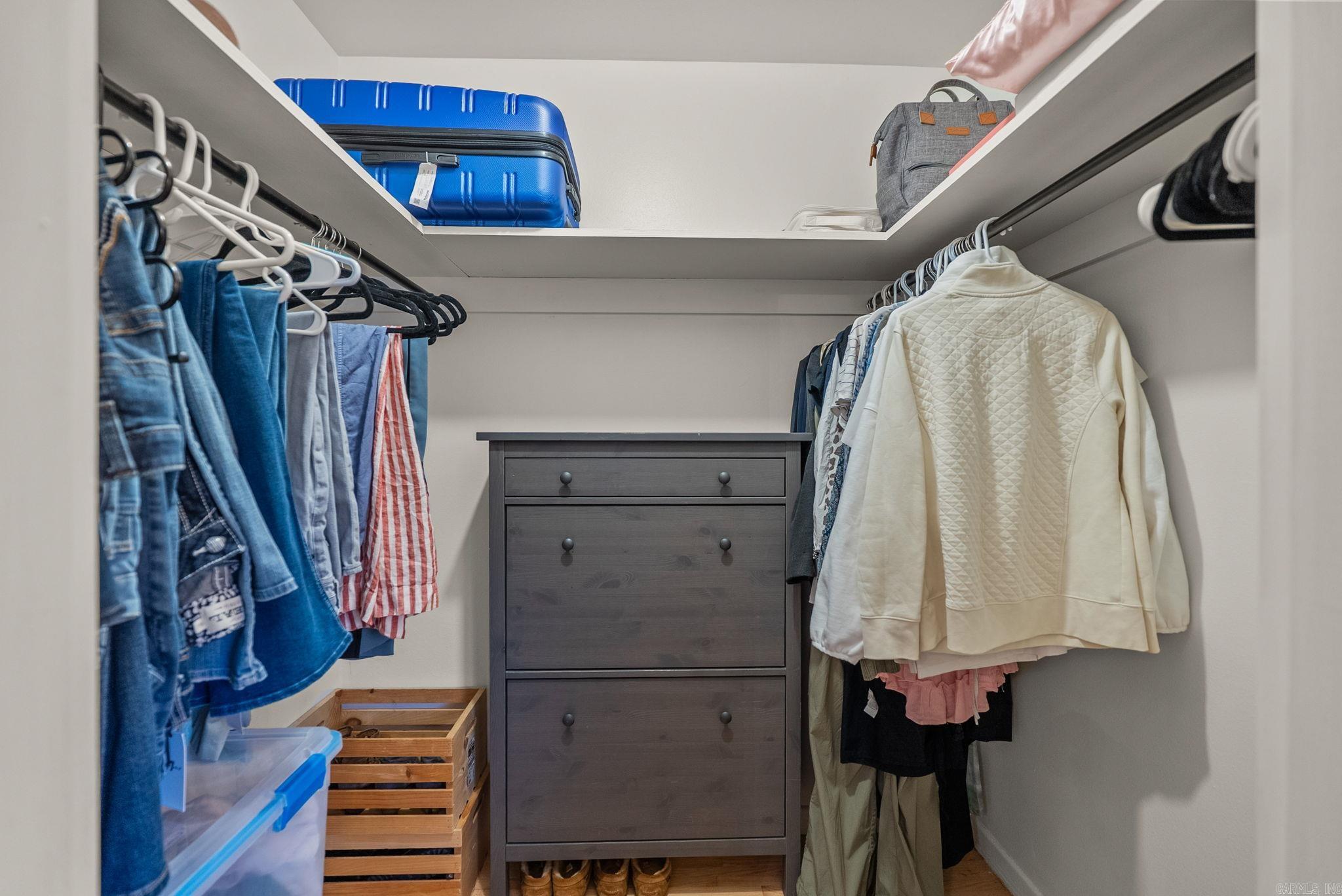 BRIARWOOD - Residential