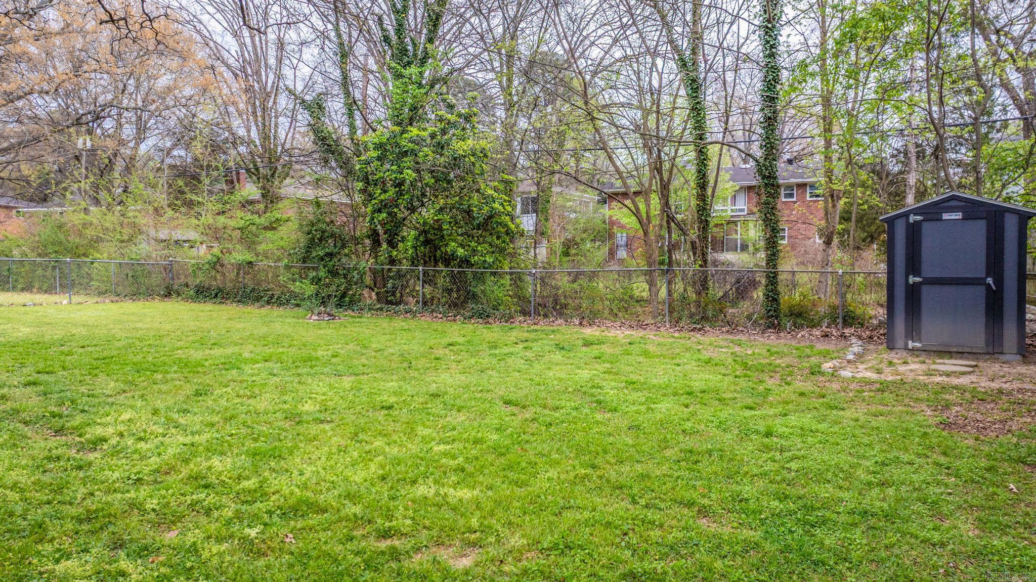 BRIARWOOD - Residential