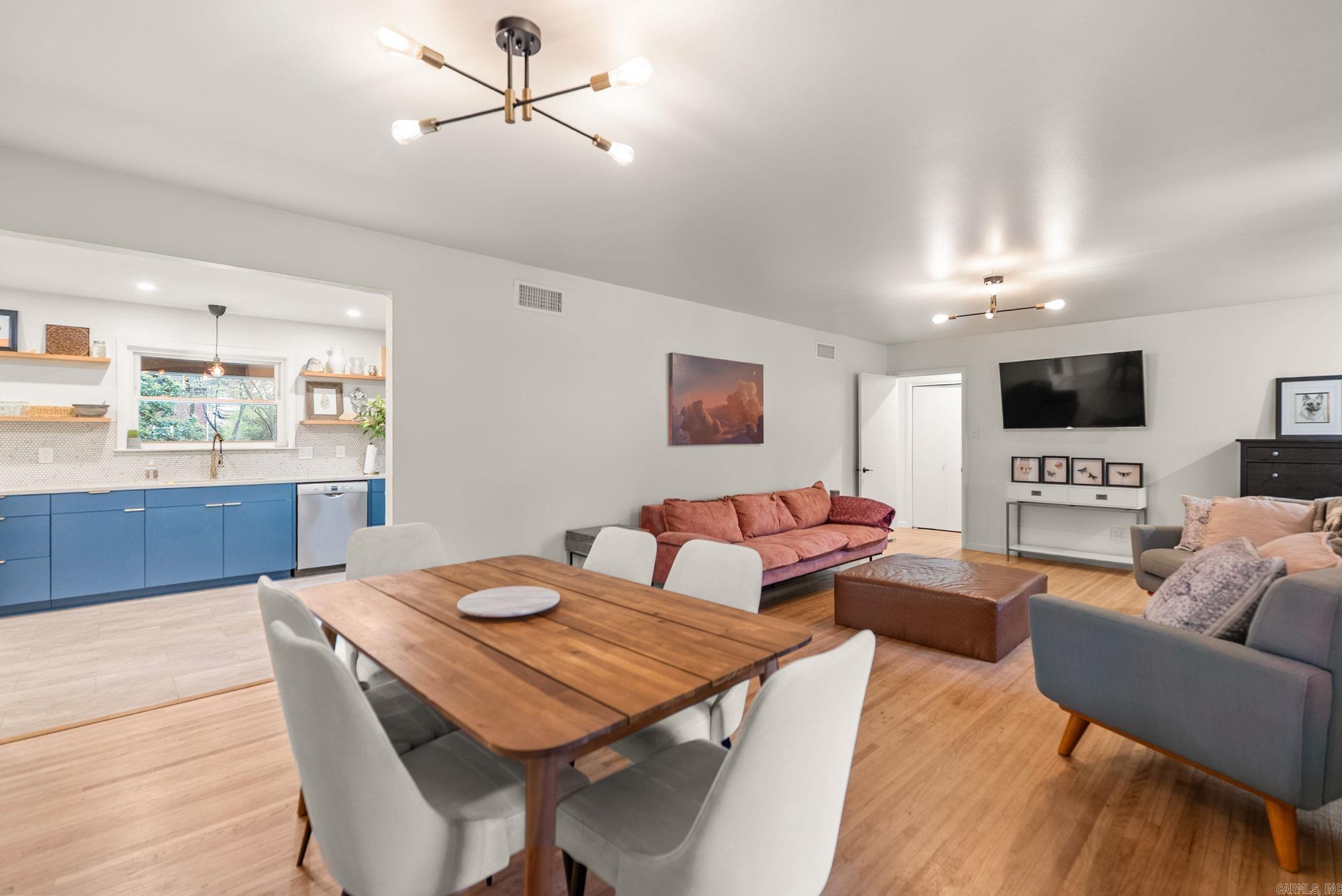 BRIARWOOD - Residential