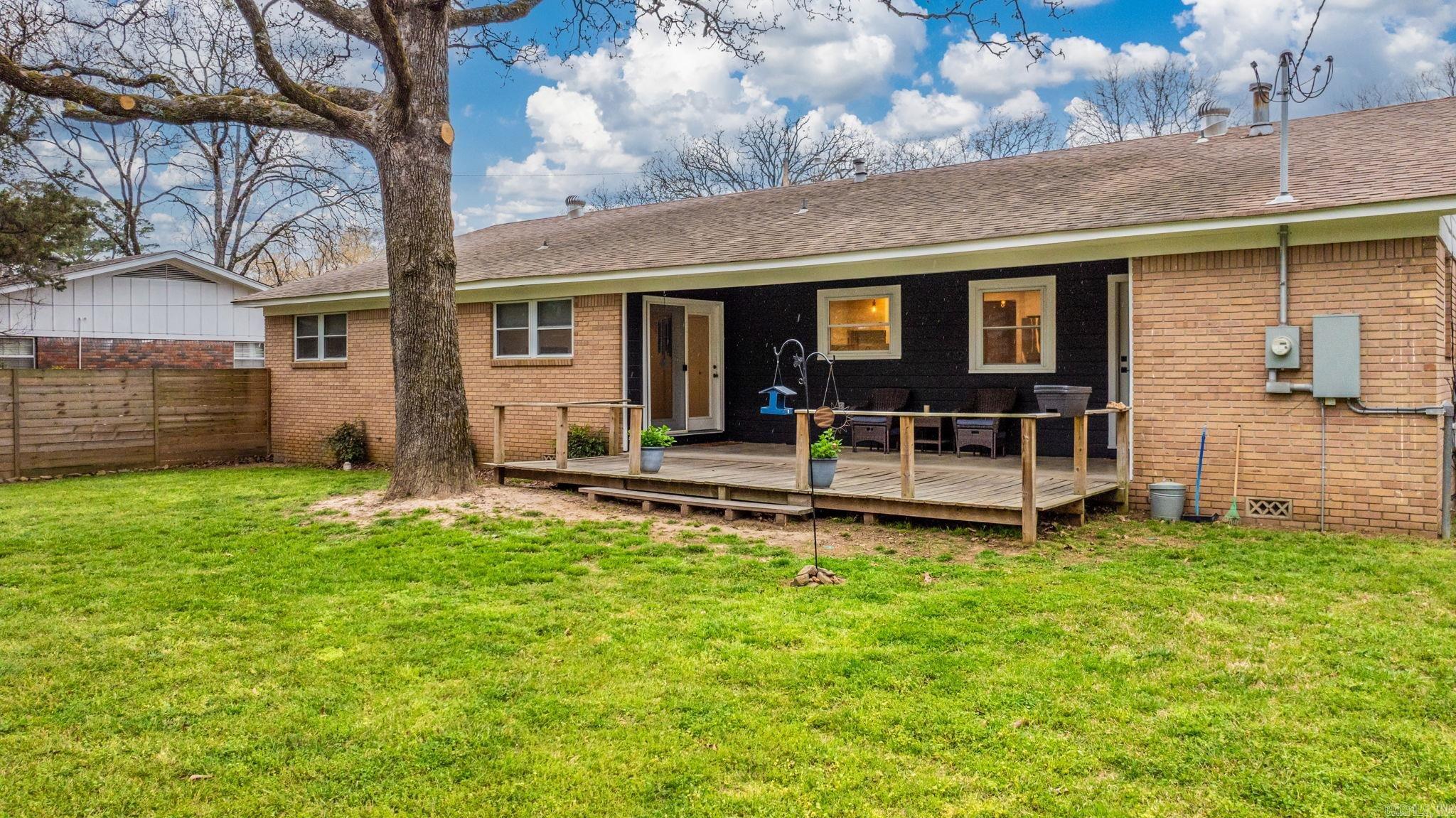 BRIARWOOD - Residential