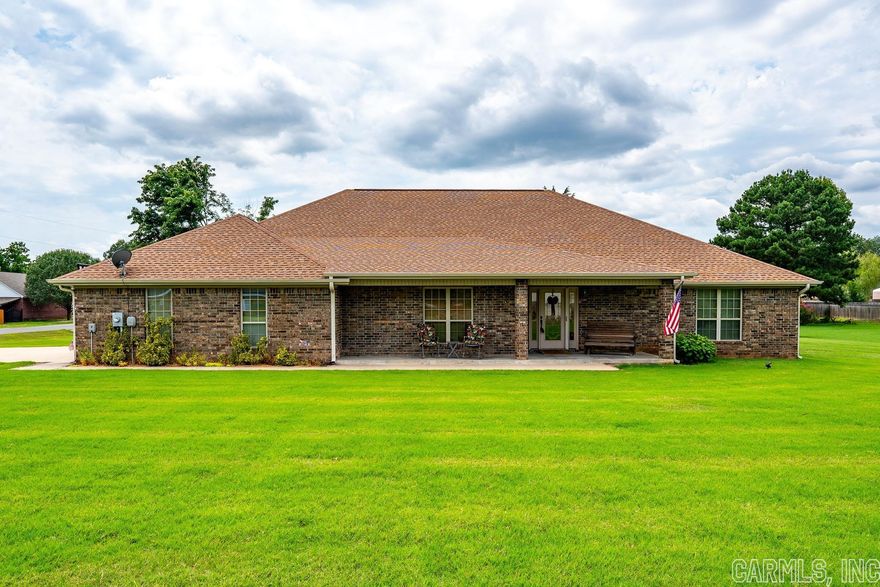 Wonderful Family home on 1.30 acre corner lot in Northlake Subdivision.  The home features the Open Floor Plan with a spacious living room.  The kitchen has oak cabinets, large island/breakfast bar, & large pantry.  There is an office, game room, & safe room.  It is split floor plan and the master includes whirlpool, separate shower, double vanities & walk-in closet.  This home is handicap accessible.  A Good-sized laundry room w/sink.  It features Low E Energy Efficient Windows, upgraded heat pump, new roof, two Marathon water heaters, three-car, side-entry garage.  It has an abundance of storage space and large bedrooms.  This home is all electric and has city water.