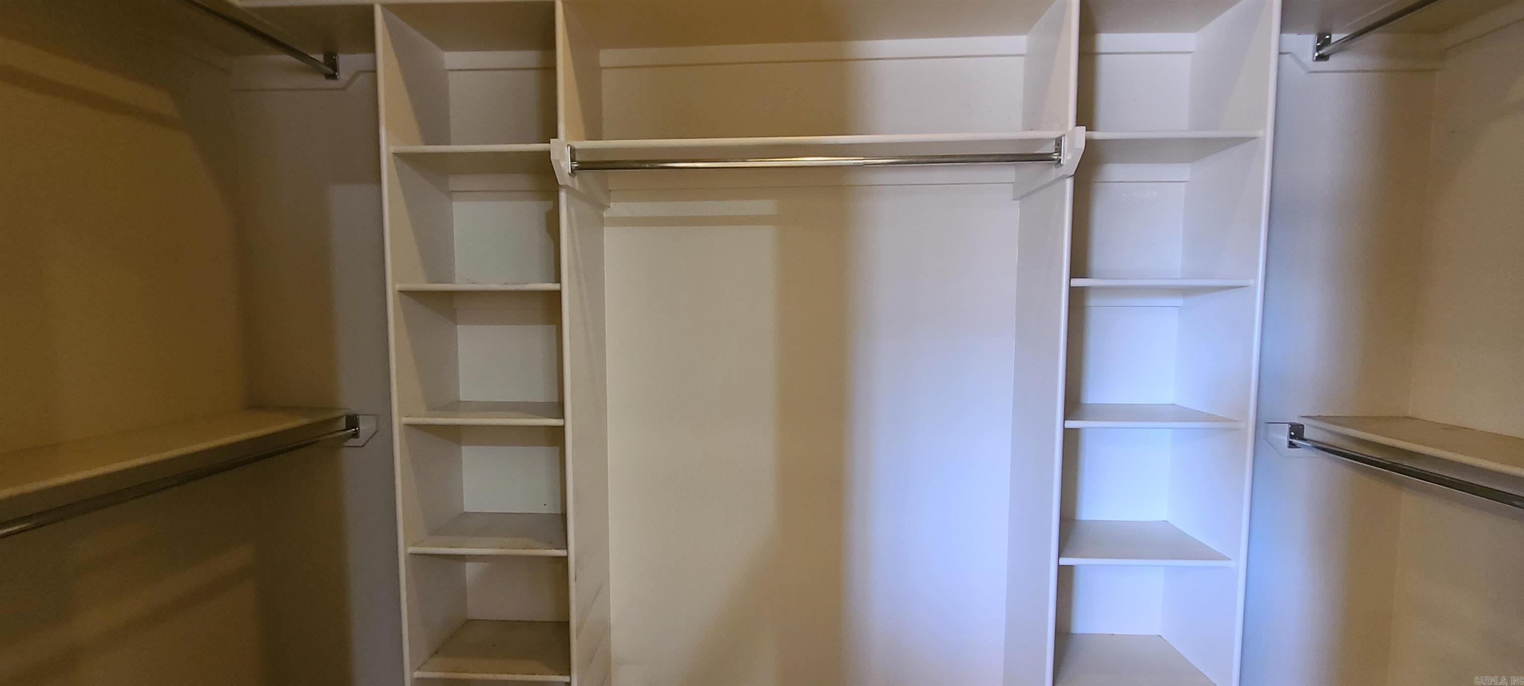 nil - Residential Lease