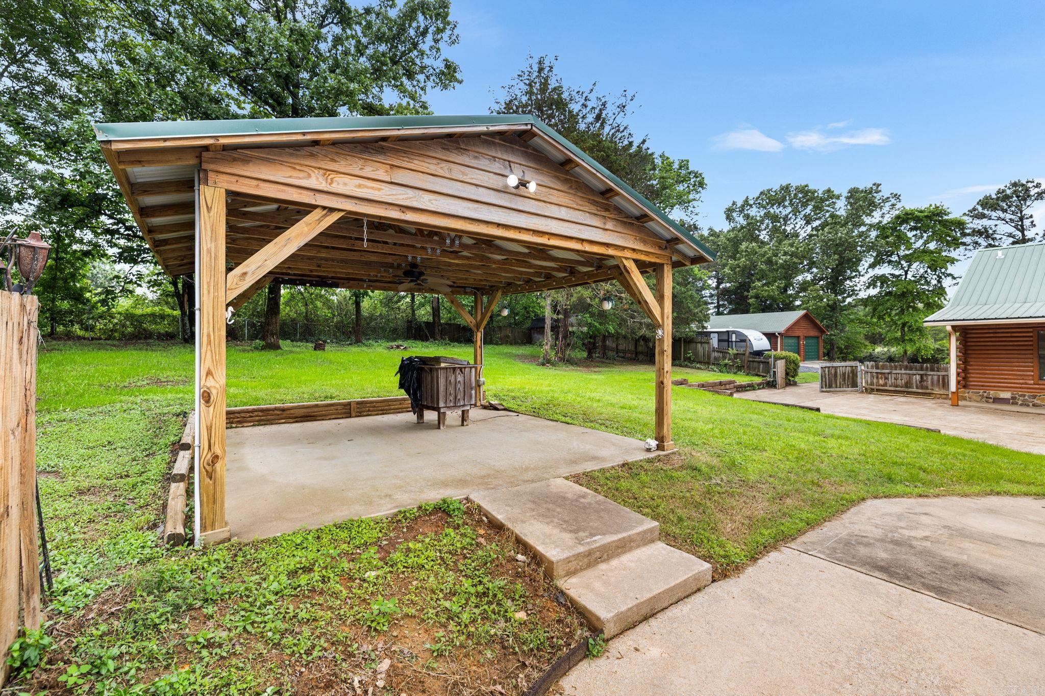 Metes & Bounds - Residential