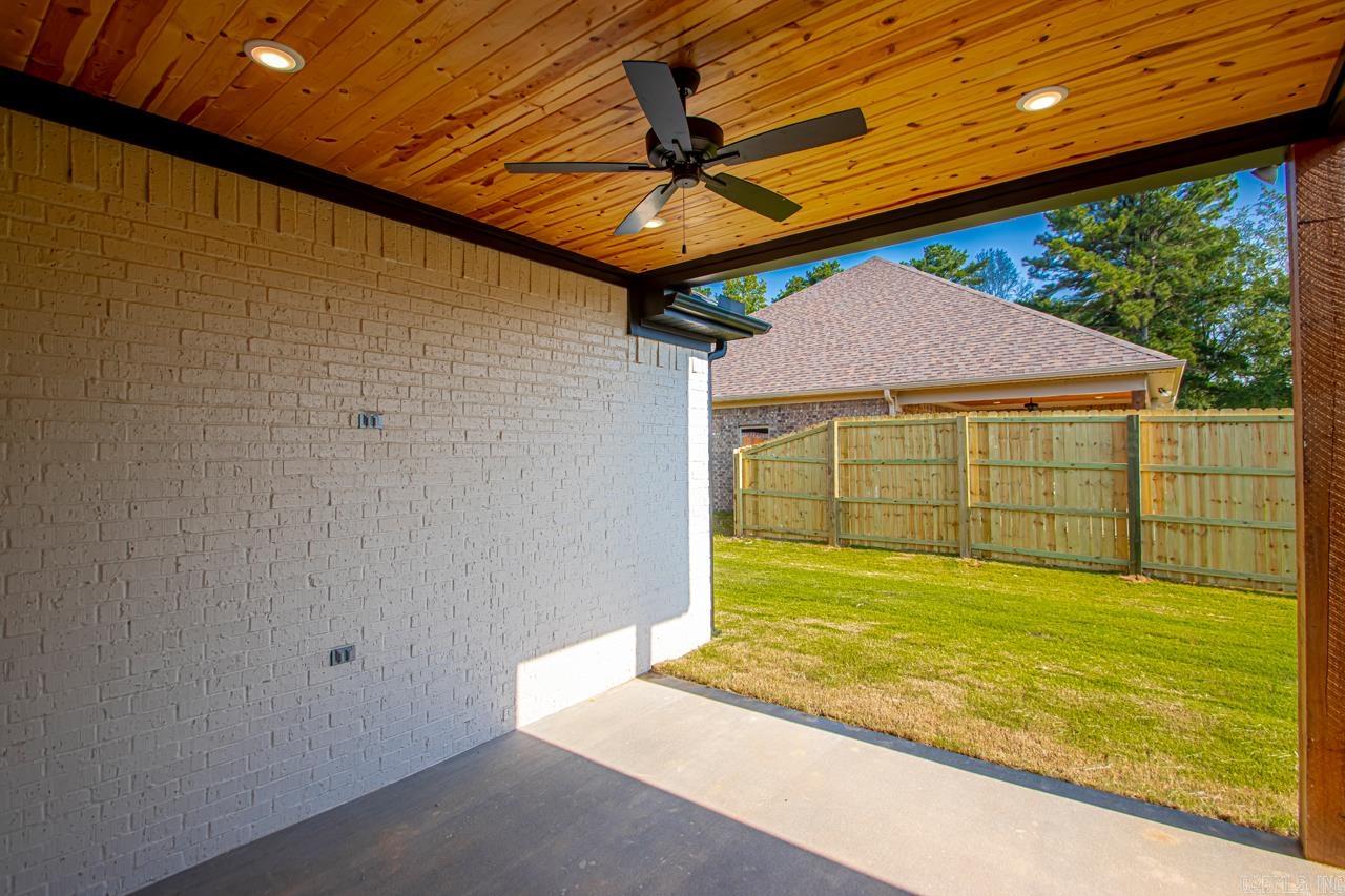 SPENCER CROSSING LLC - Residential