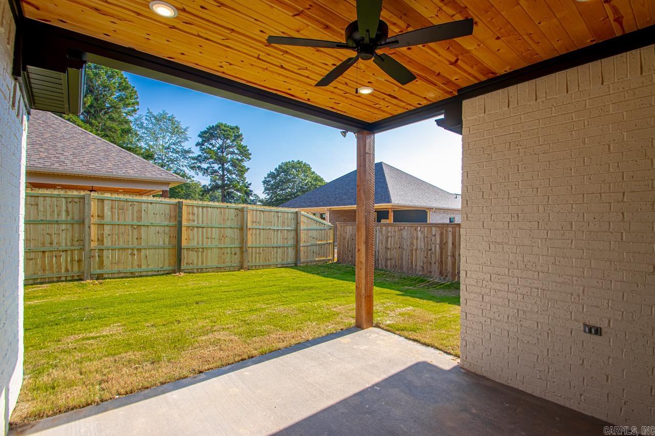 SPENCER CROSSING LLC - Residential