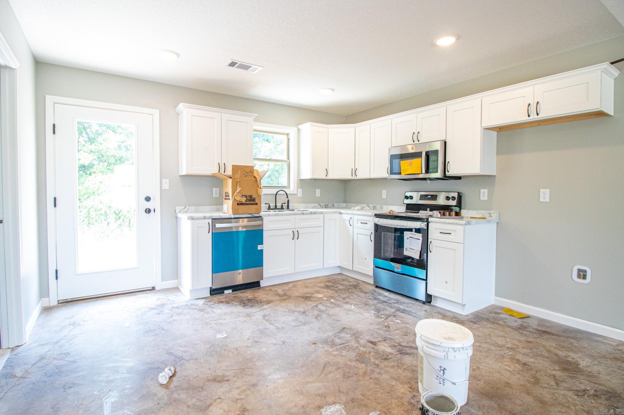 Lakewood Landing - Residential