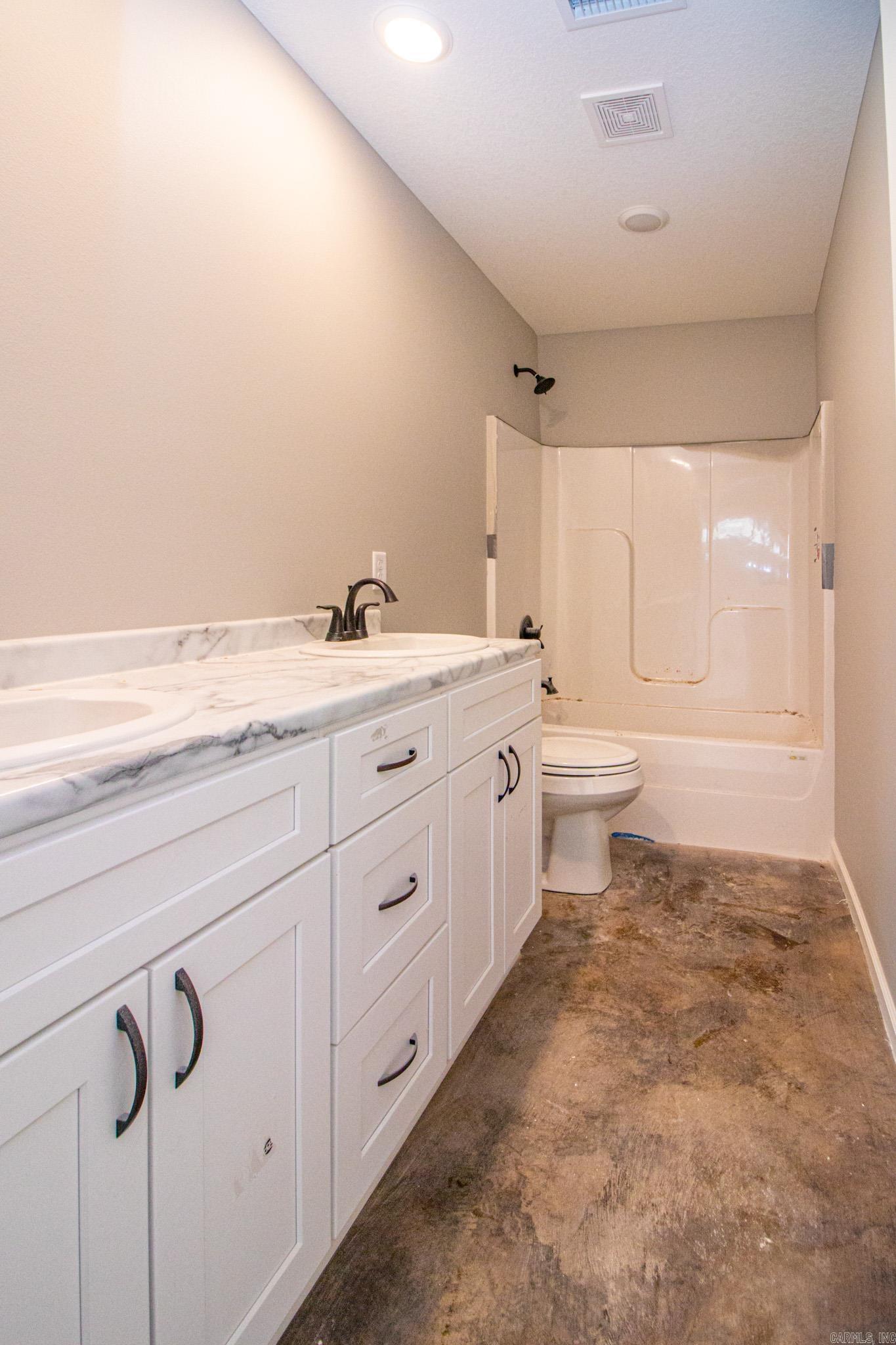 Lakewood Landing - Residential