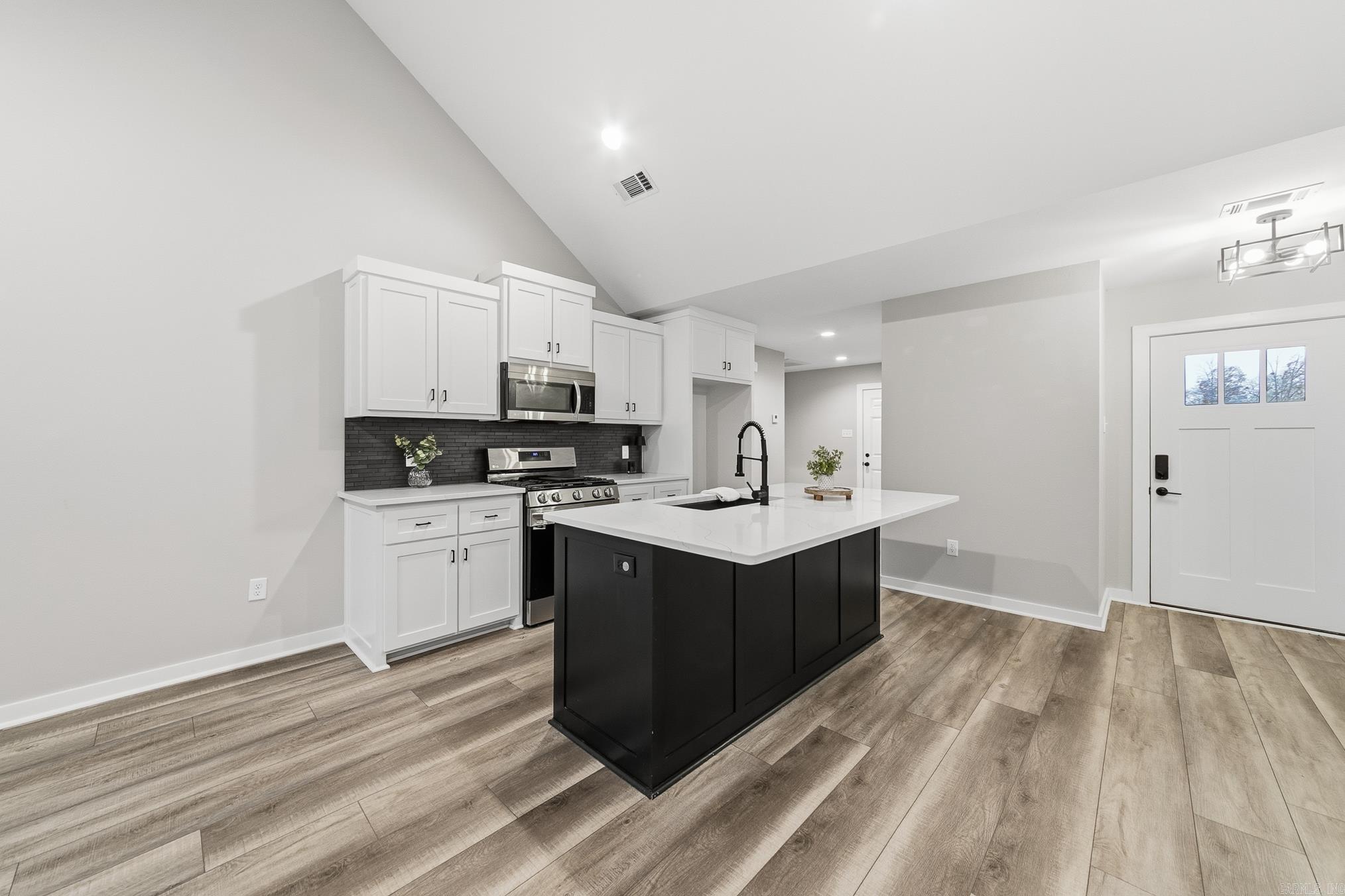 MAGNESS CREEK SUBDIVISION - Residential