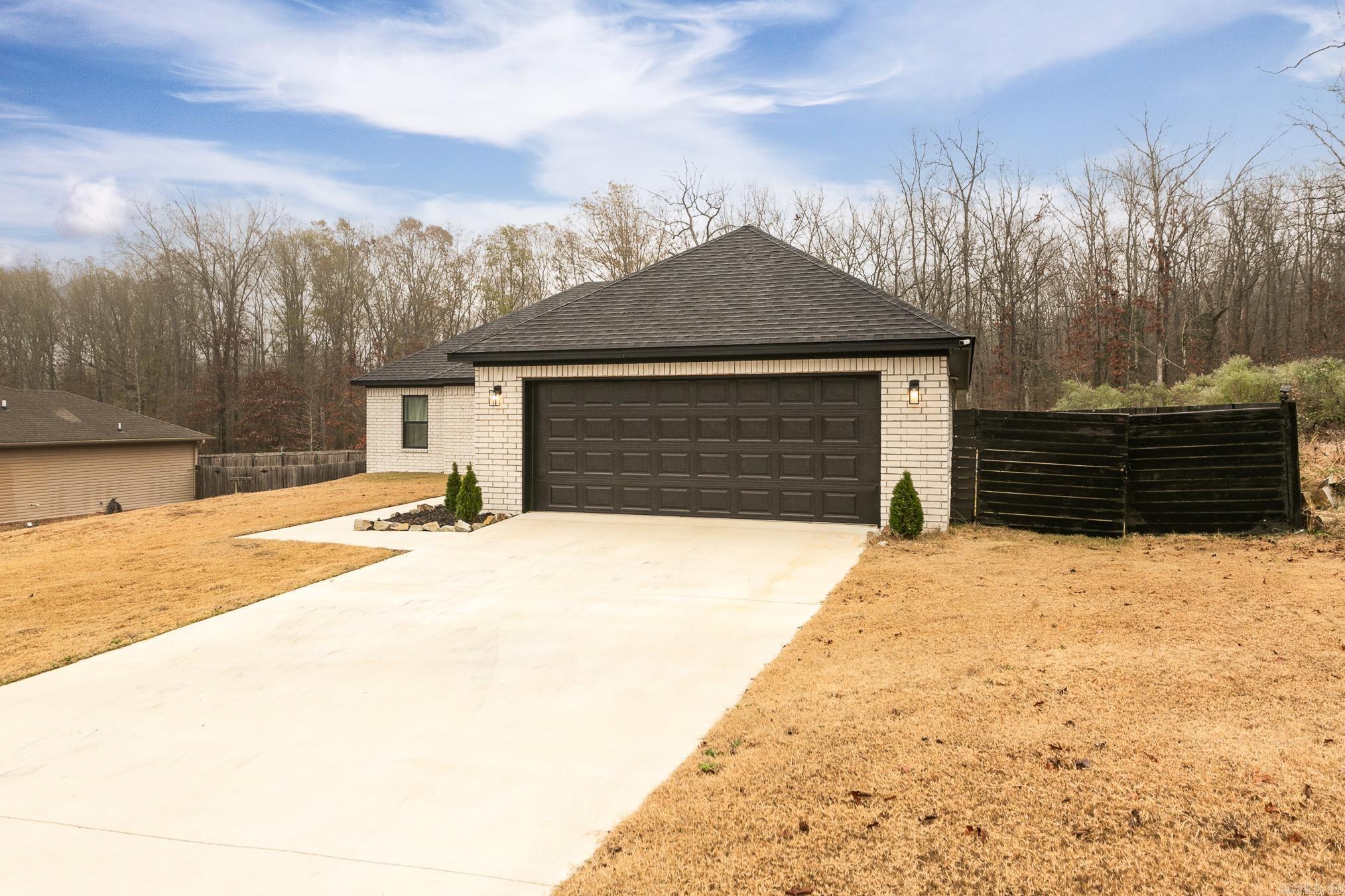 MAGNESS CREEK SUBDIVISION - Residential