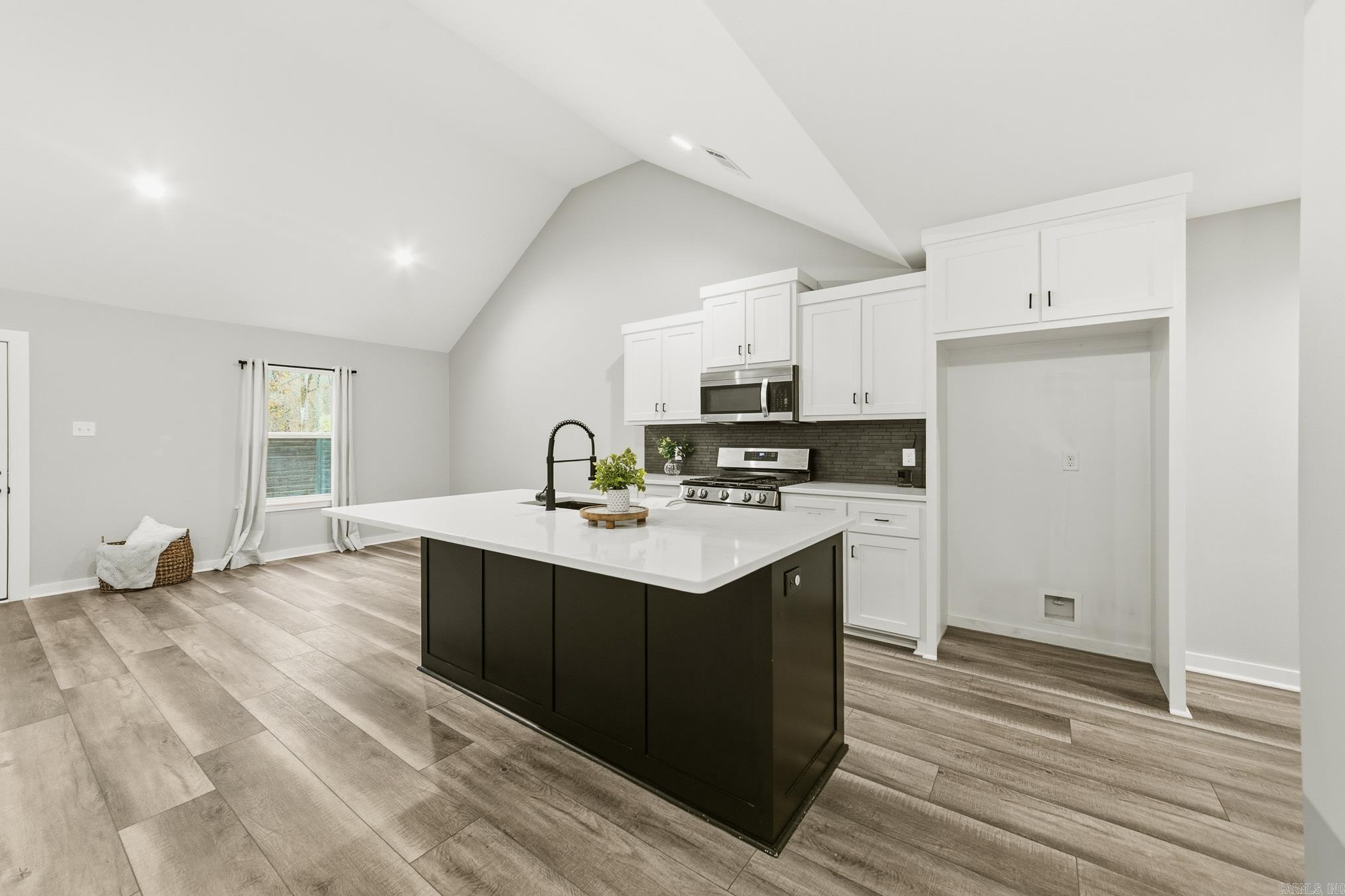 MAGNESS CREEK SUBDIVISION - Residential