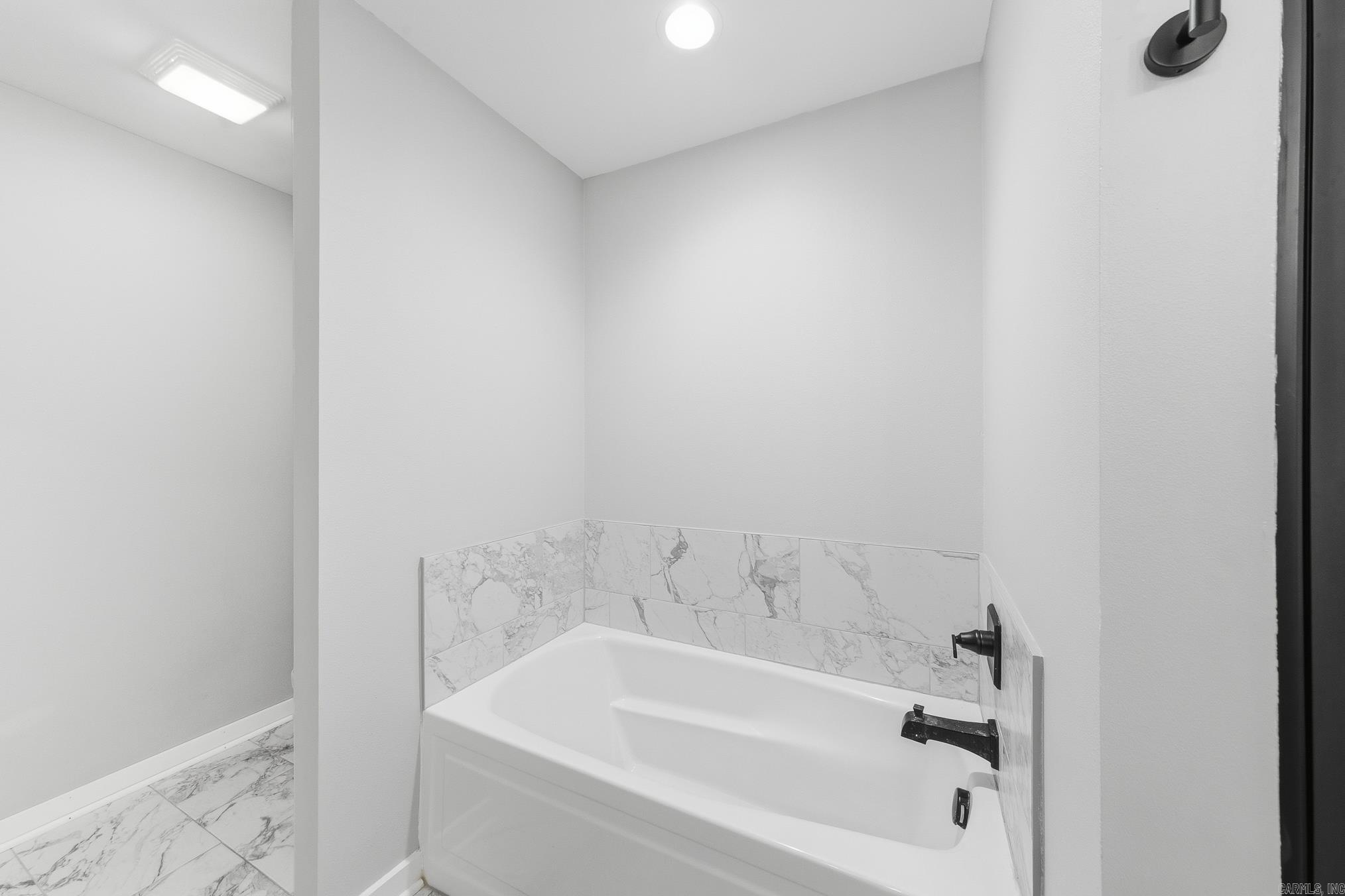 MAGNESS CREEK SUBDIVISION - Residential