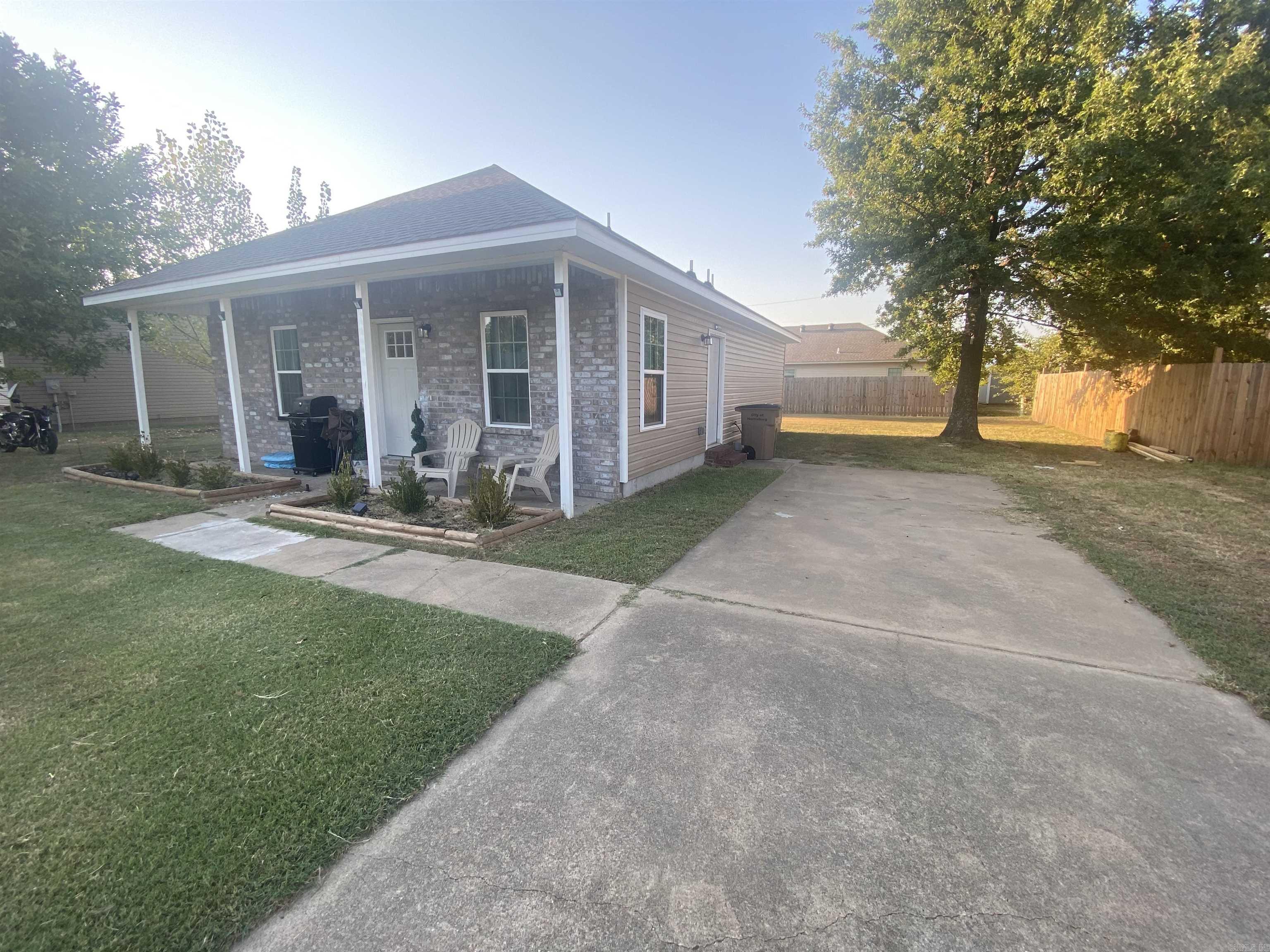 NORTH ACRES - Residential