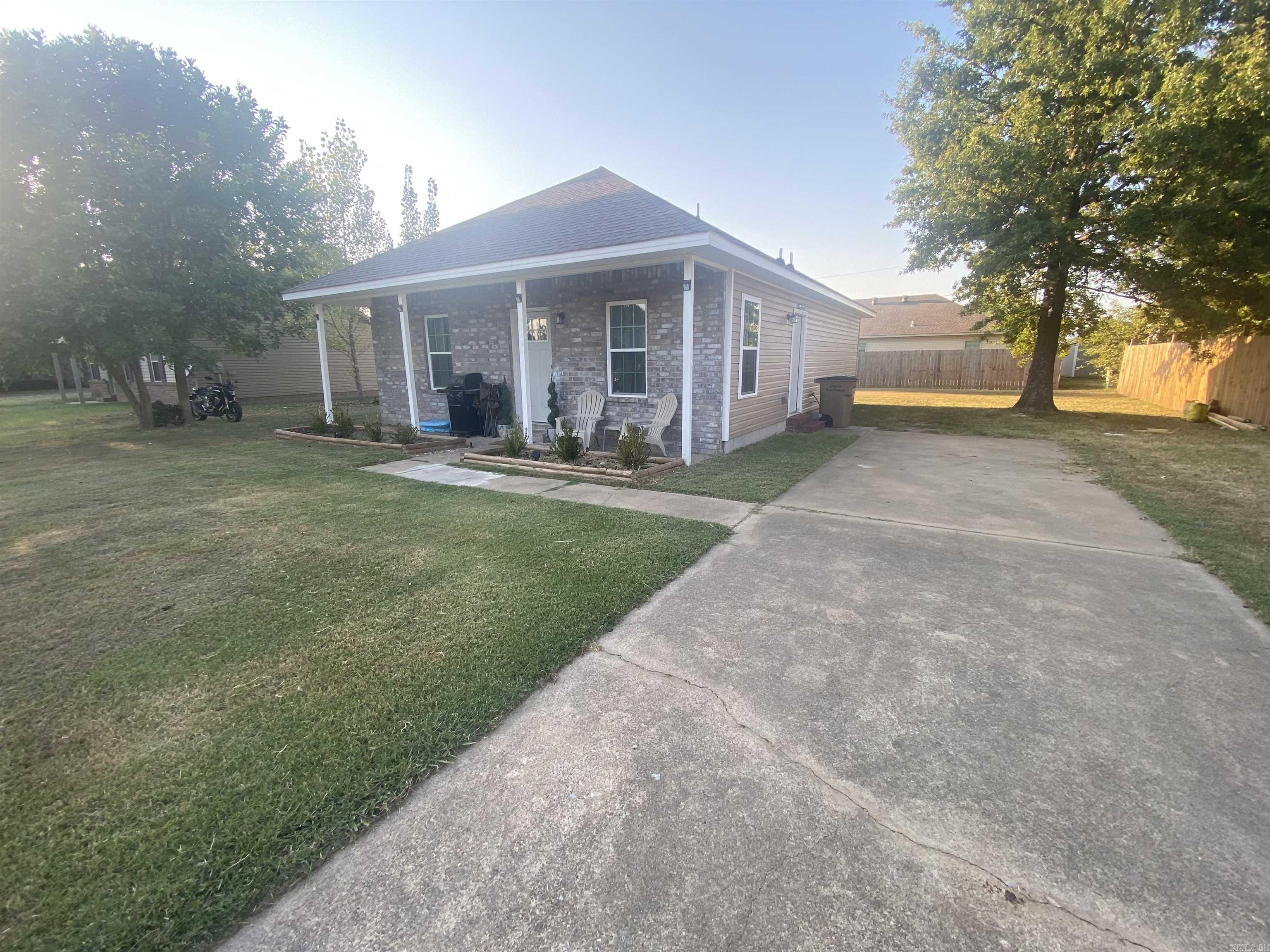 NORTH ACRES - Residential