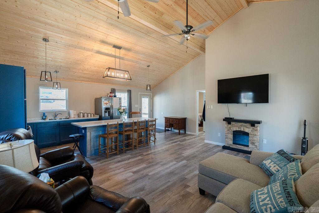 Metes & Bounds - Residential