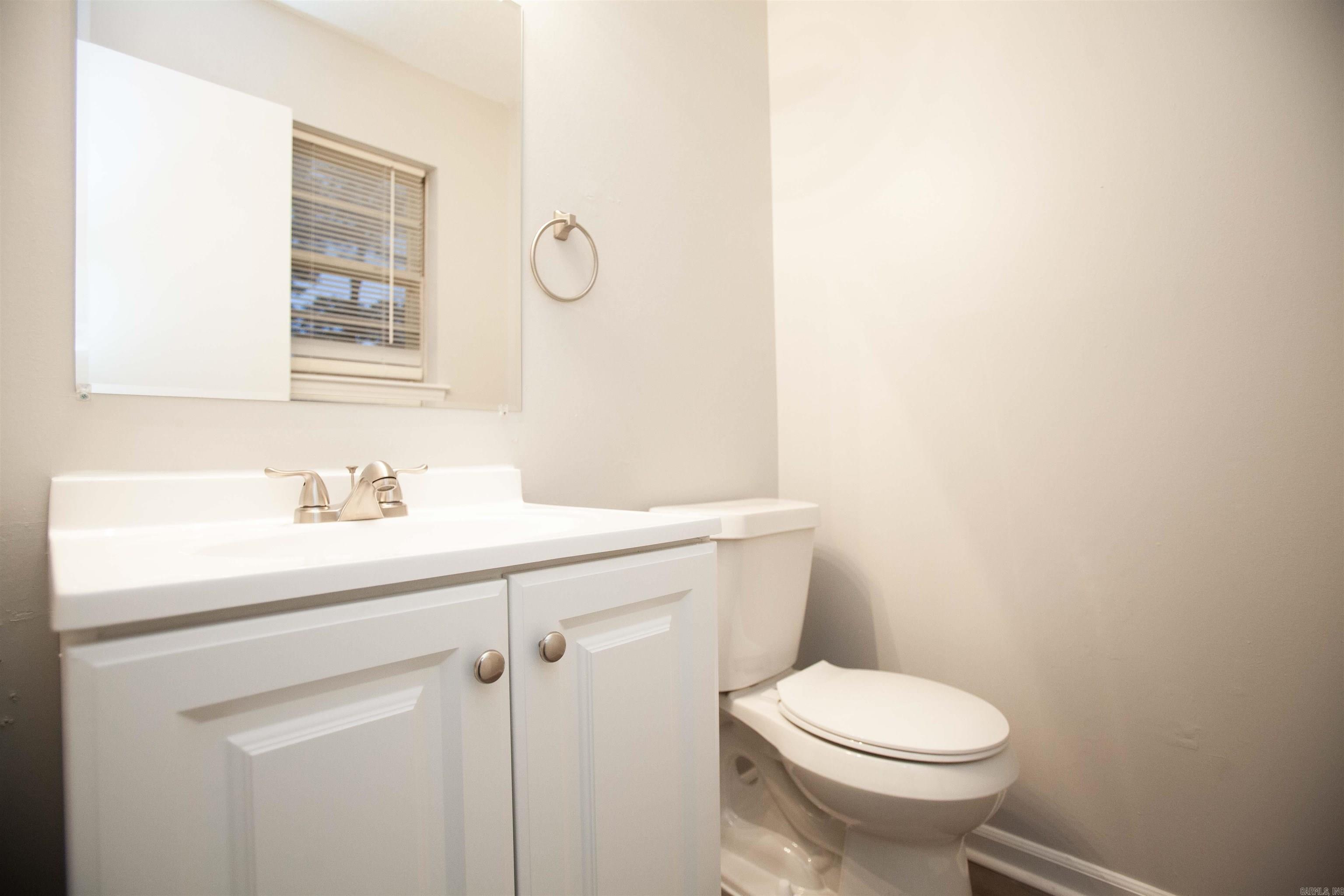 Pine Wood - Residential Lease