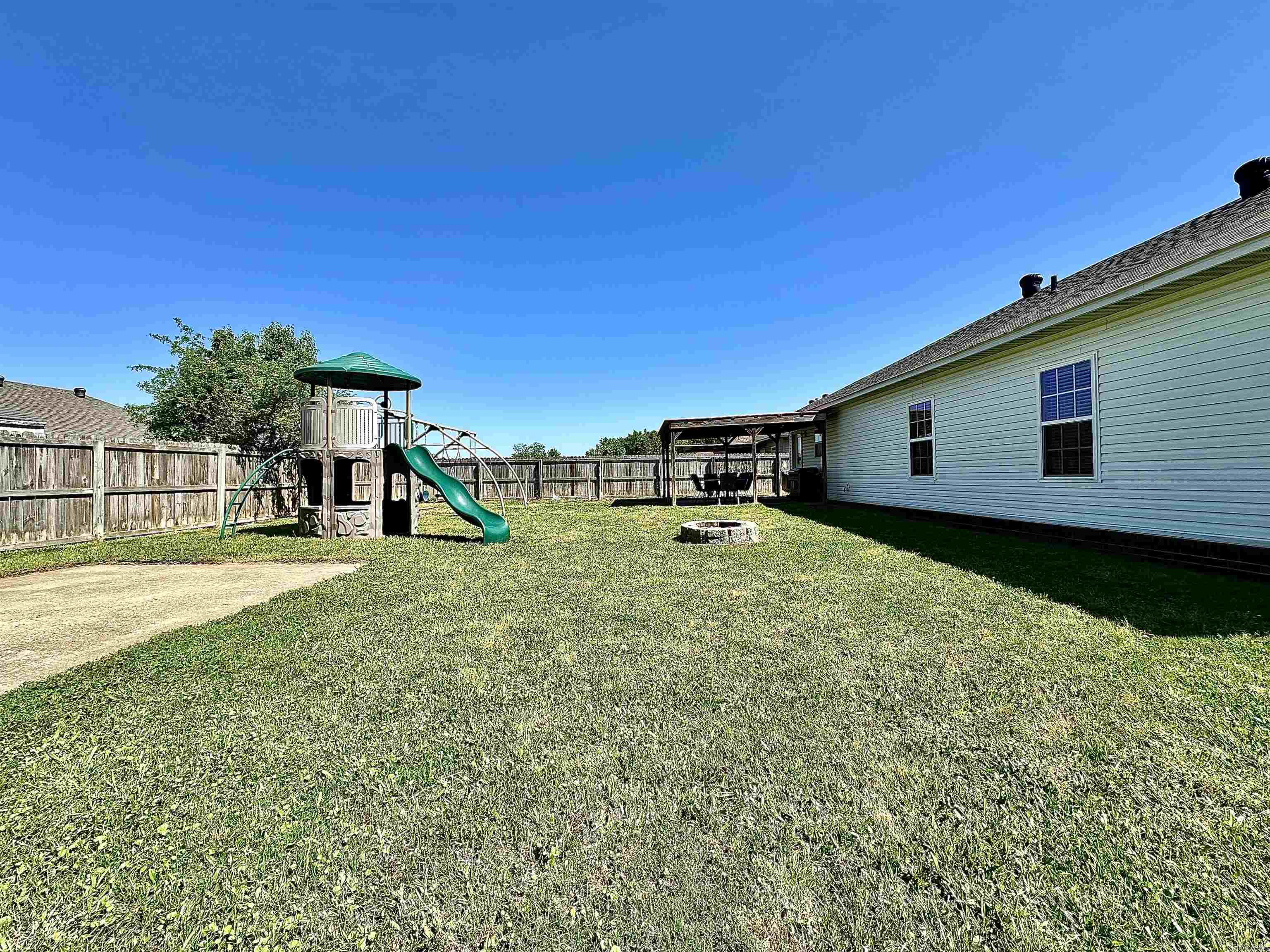 MOON RIDGE ESTATES - Residential