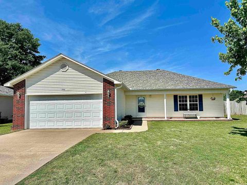 Photo of 1506 Moon Road, Ward, AR 72176 (MLS # 26015969)