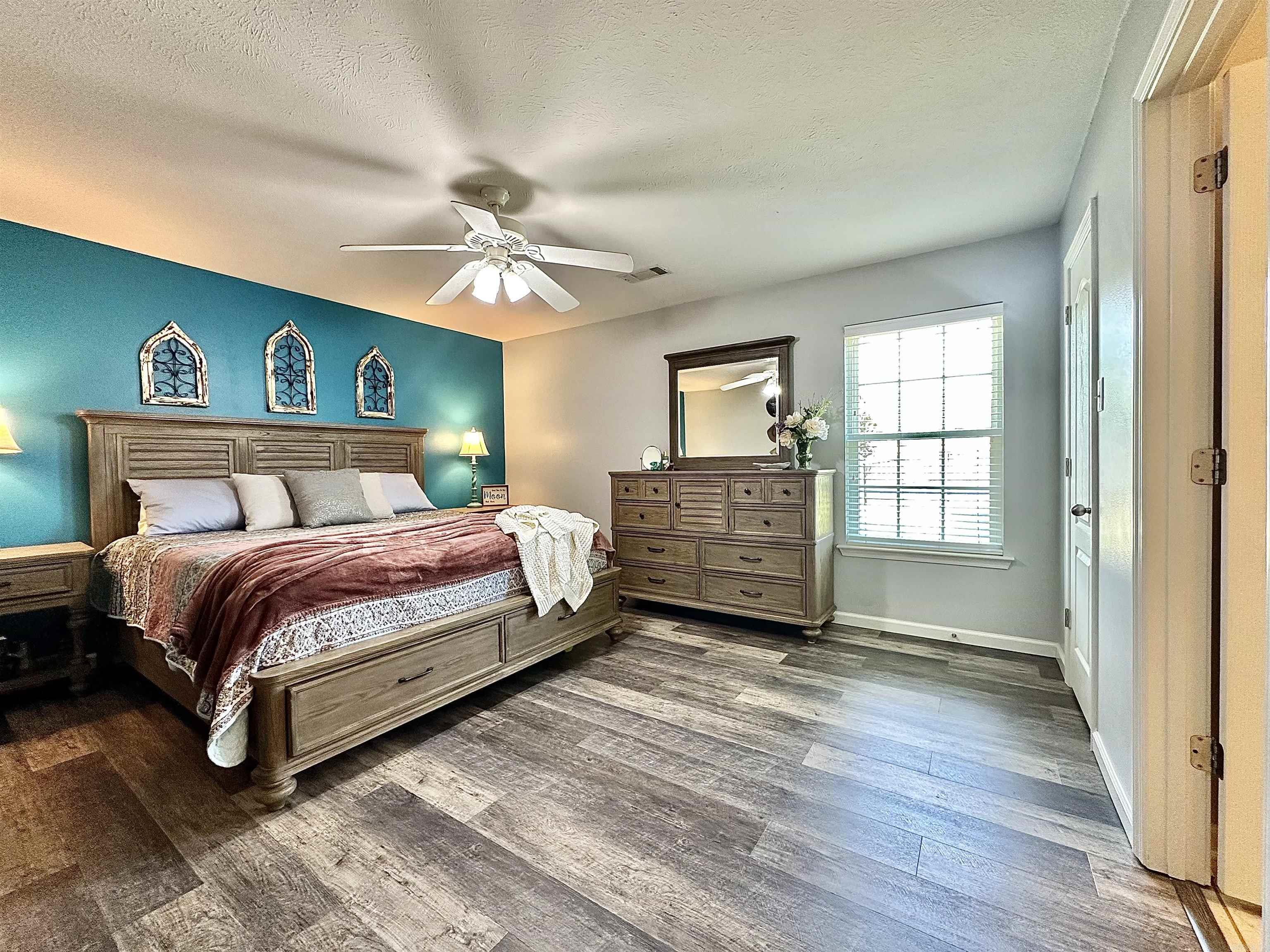 MOON RIDGE ESTATES - Residential