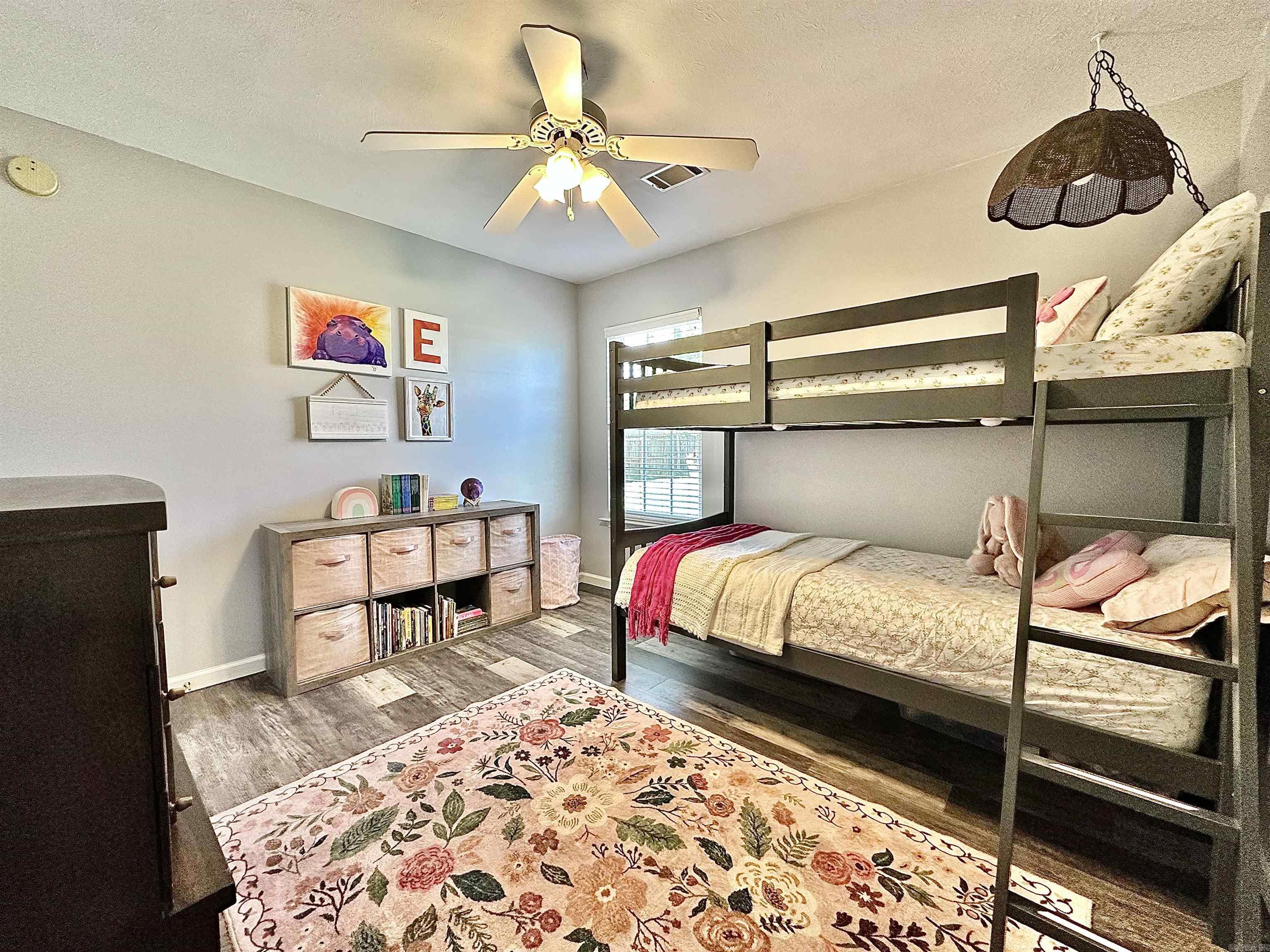 MOON RIDGE ESTATES - Residential