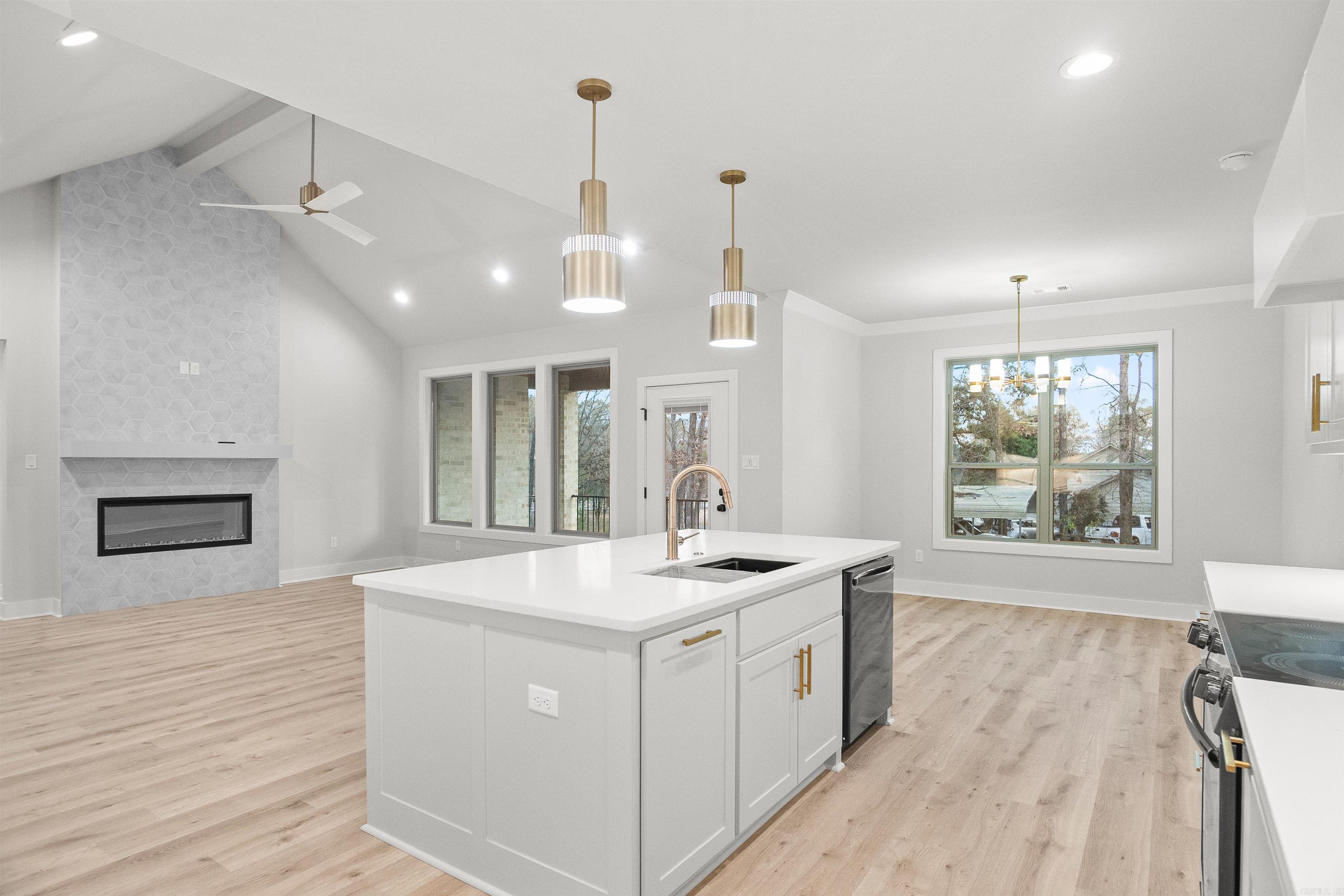 HIDDEN VALLEY ESTATES - Residential