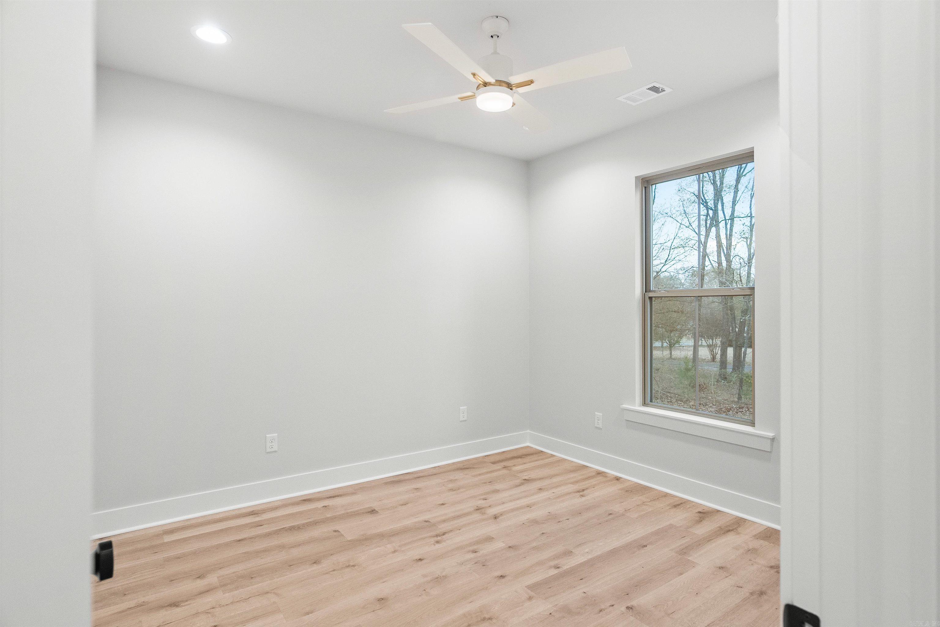 HIDDEN VALLEY ESTATES - Residential